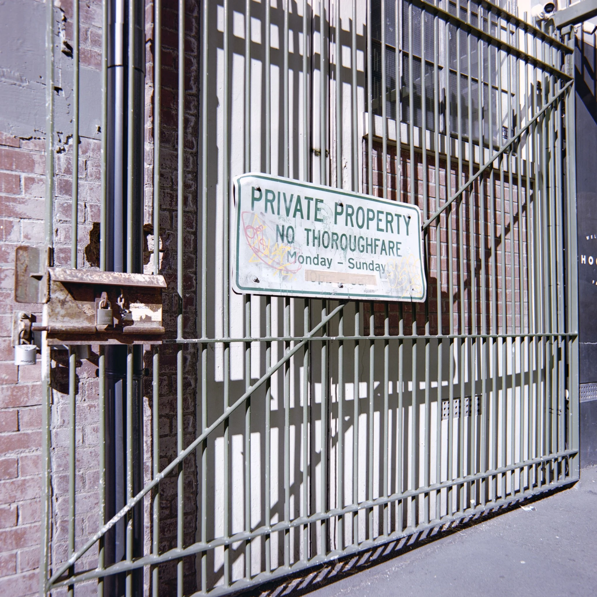 BB0000635 3.jpg