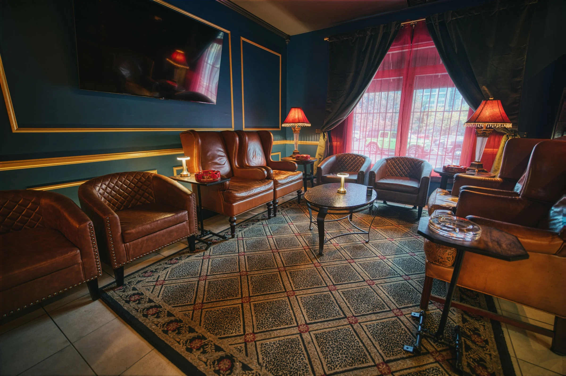 Lounge HDR.JPG.jpg