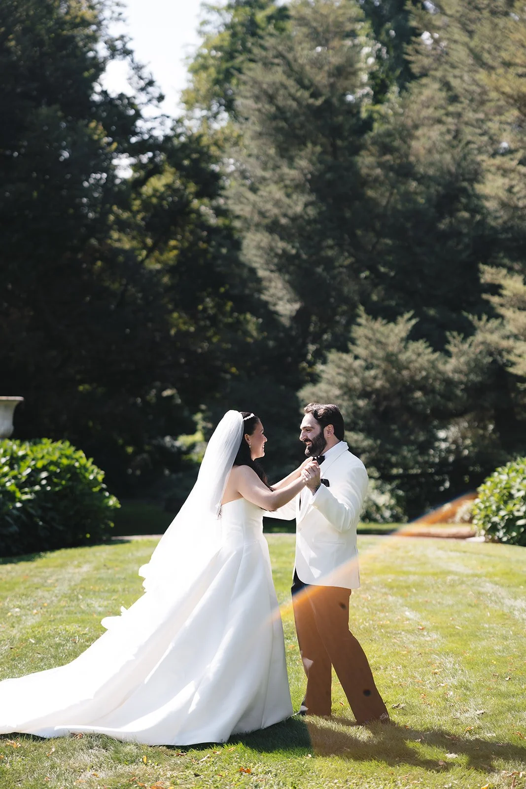 NYIT de Seversky Mansion Wedding Bride Groom First Look Aileen Ayala Photography-10_websize.jpg