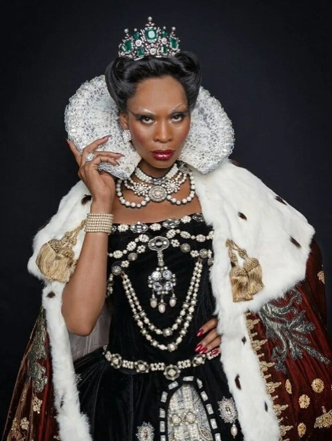A little face, a little glam, a little chaos, and a whole lot of mutha energy 🪩 
#beyondthemyc #muthaenergy #dragqueens #beyourownmuse