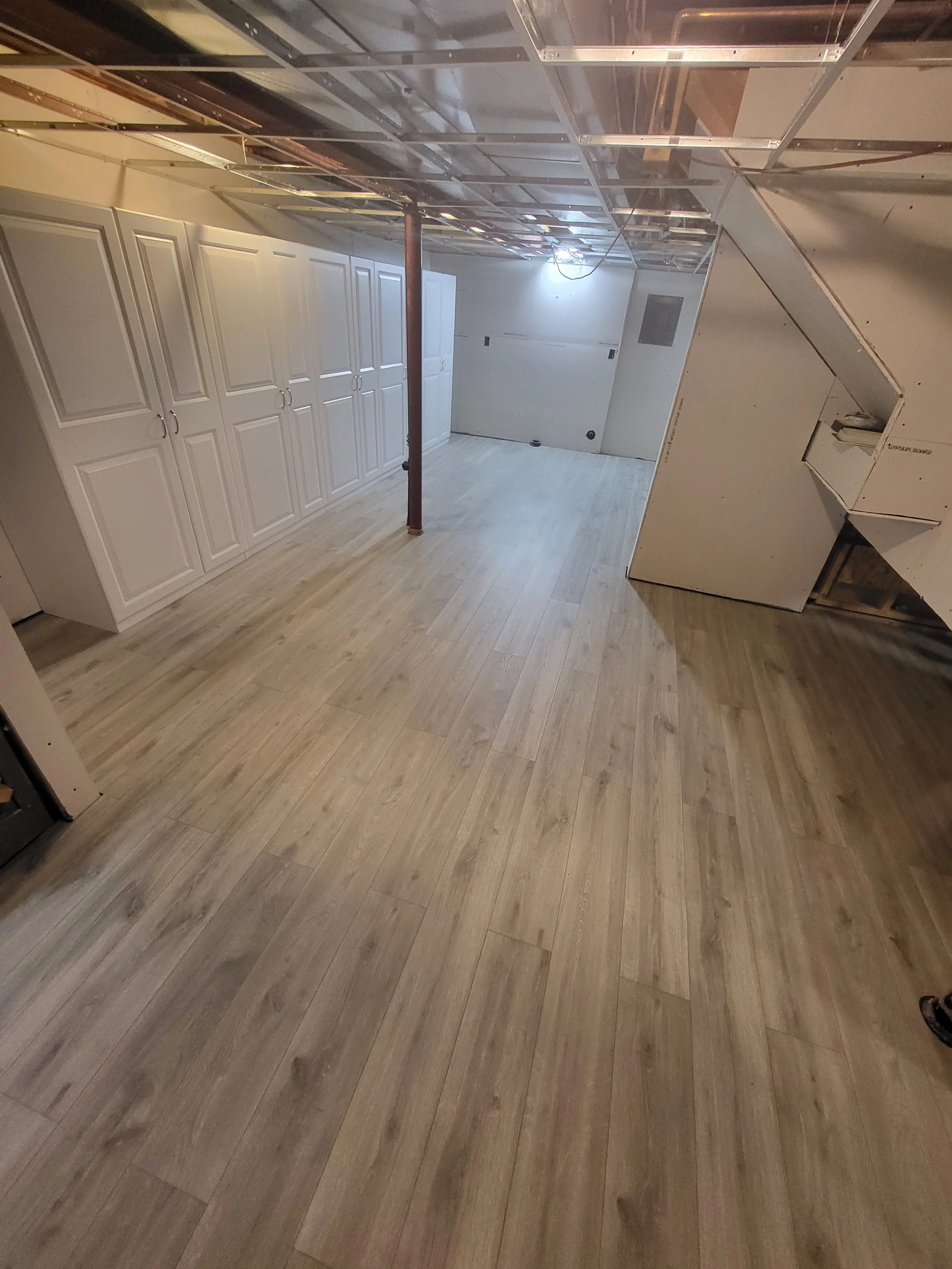 Basement floor and ceiling AFTER