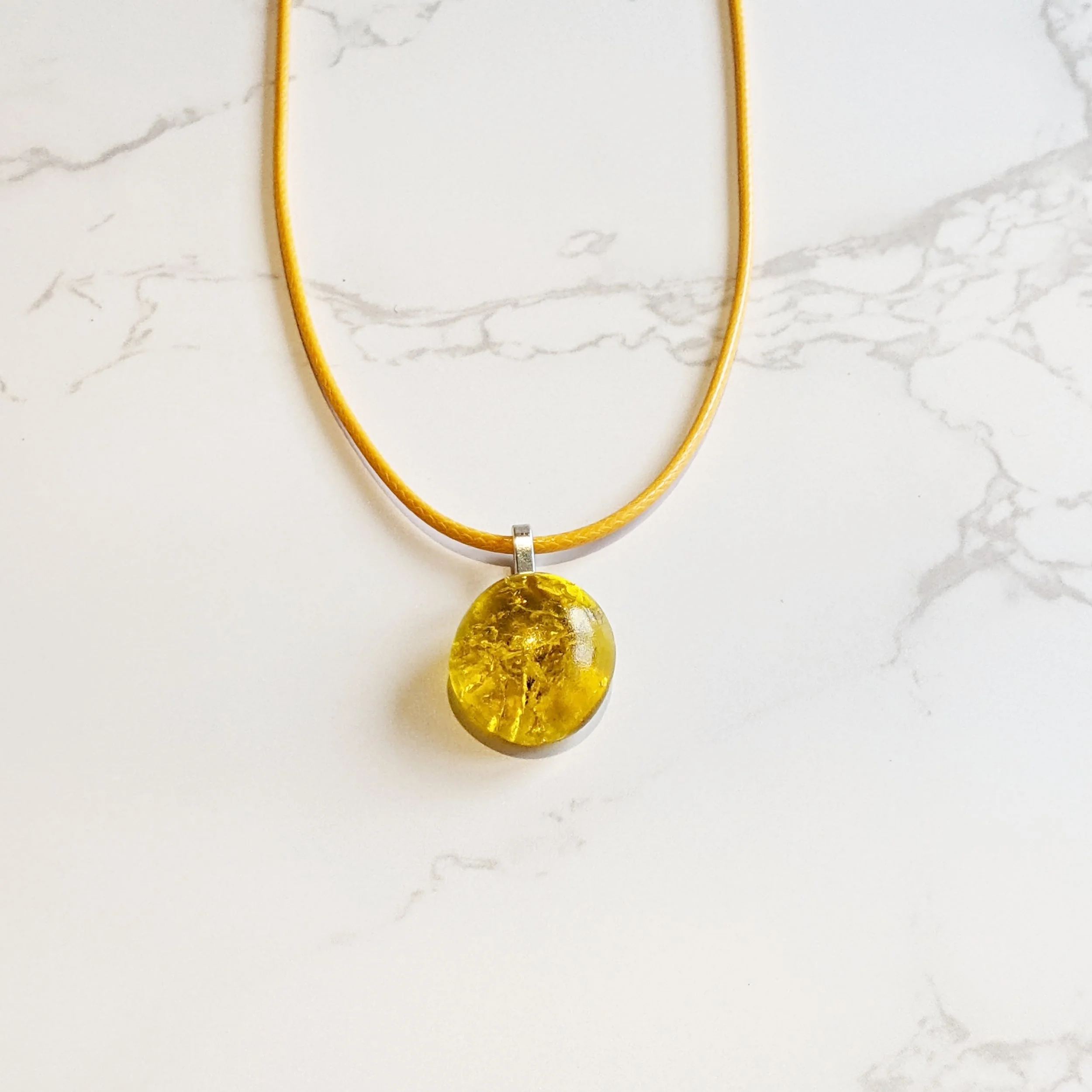 Yellow Glass Pebble Necklace (2).jpg