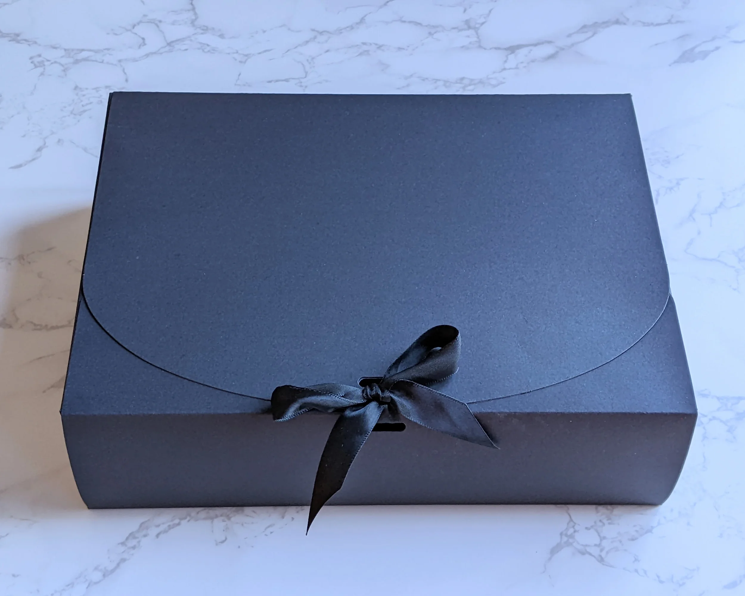 Heart Suncatcher Gift Box Black.webp