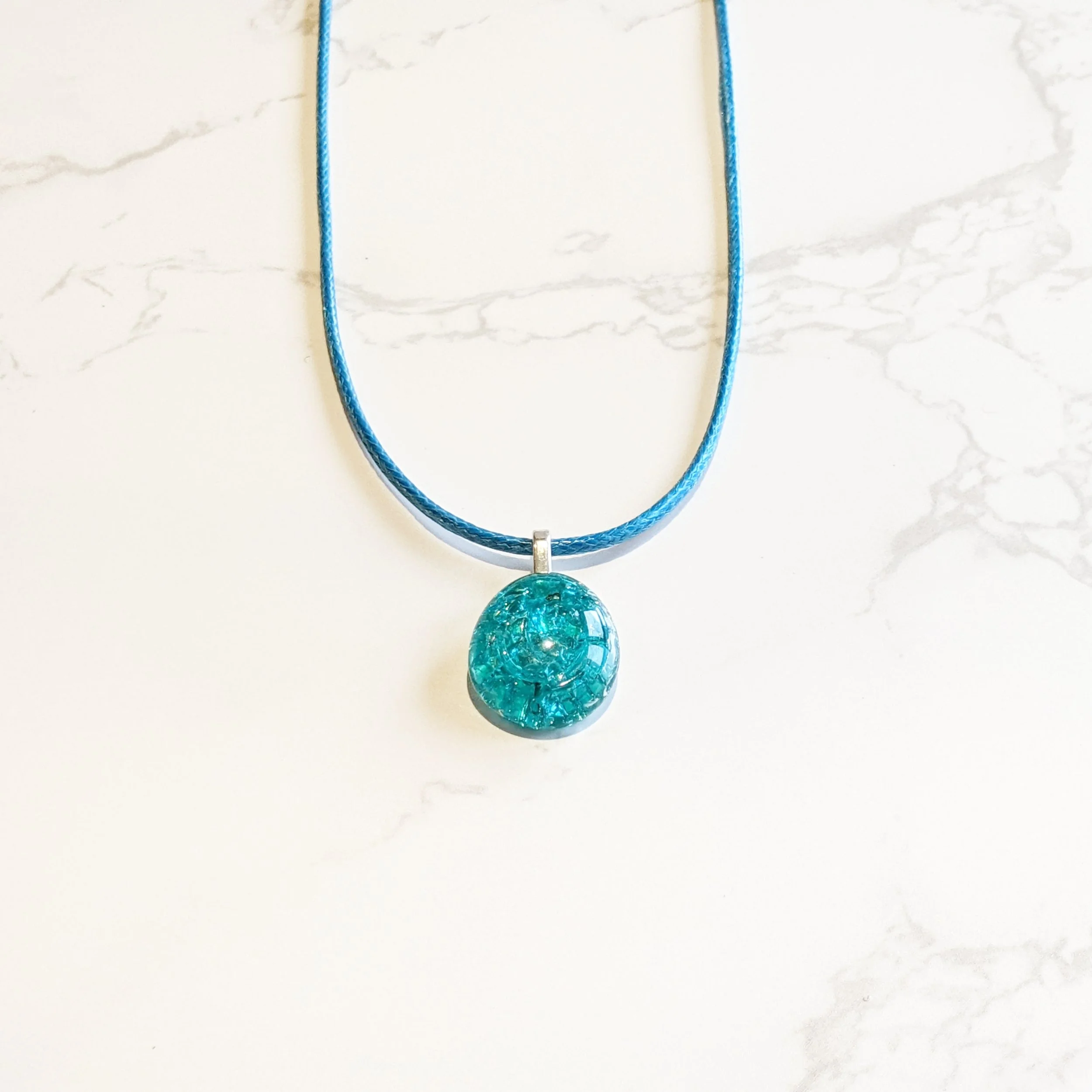 Teal Glass Pebble Necklace (2).jpg