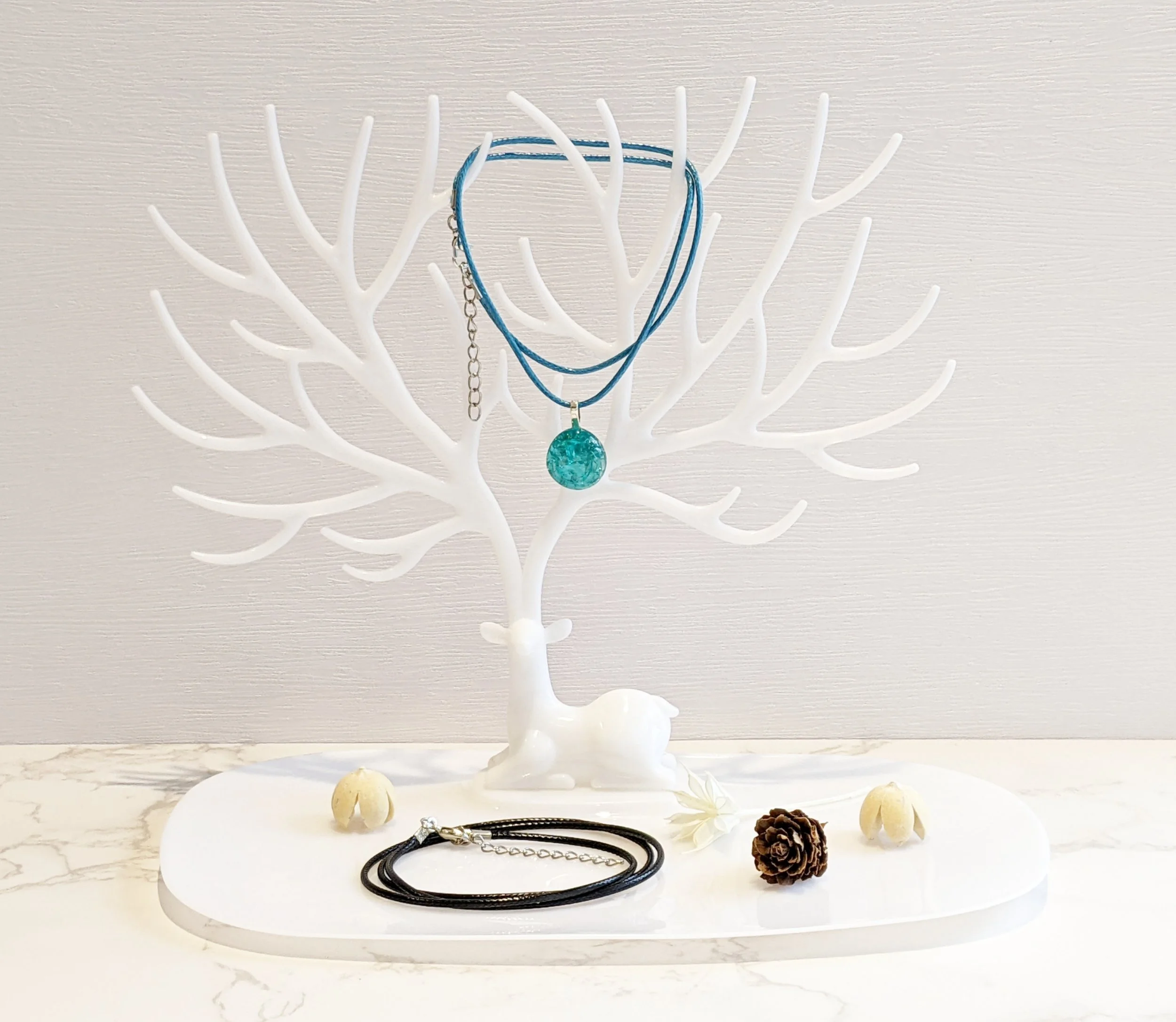 Teal Glass Pebble Necklace.jpg