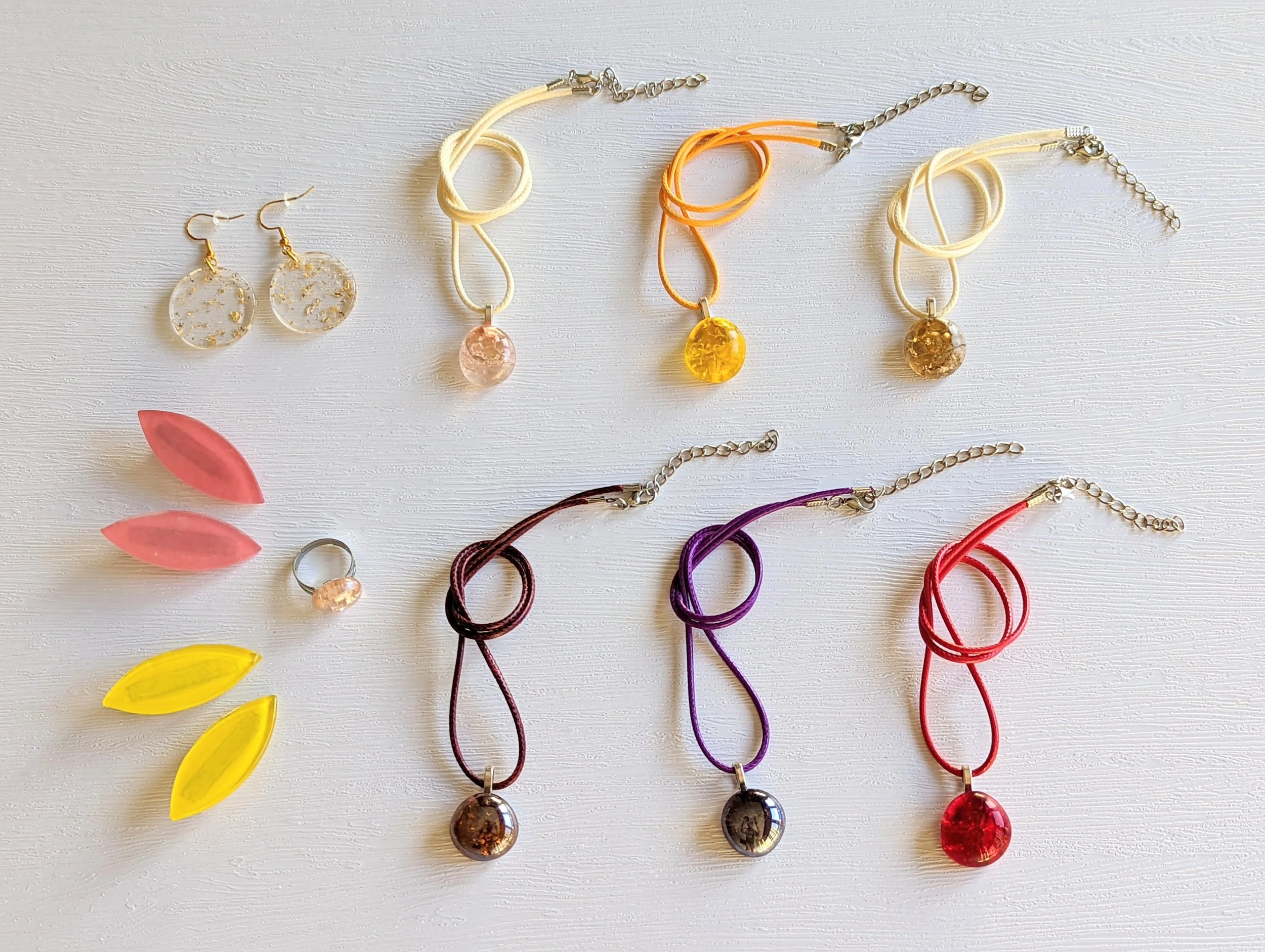 Colour of Bright Item Photo.jpg