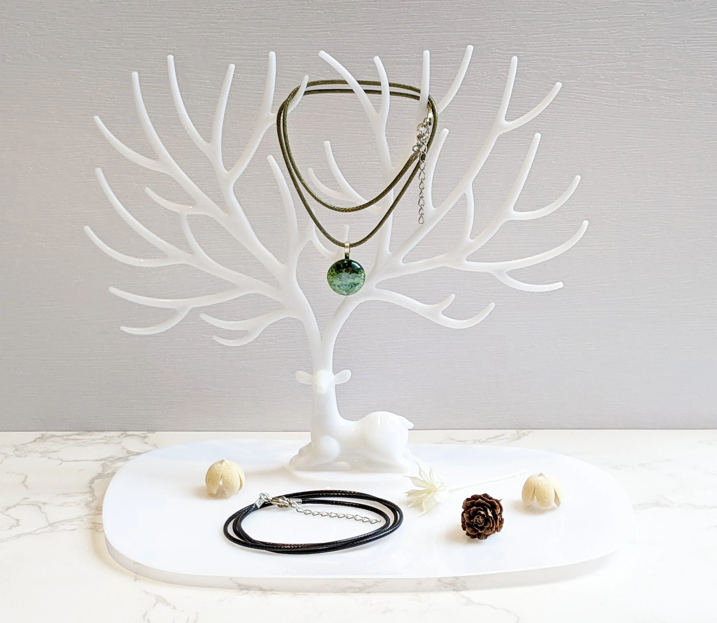 Emerald Glass Pebble Necklace.jpg