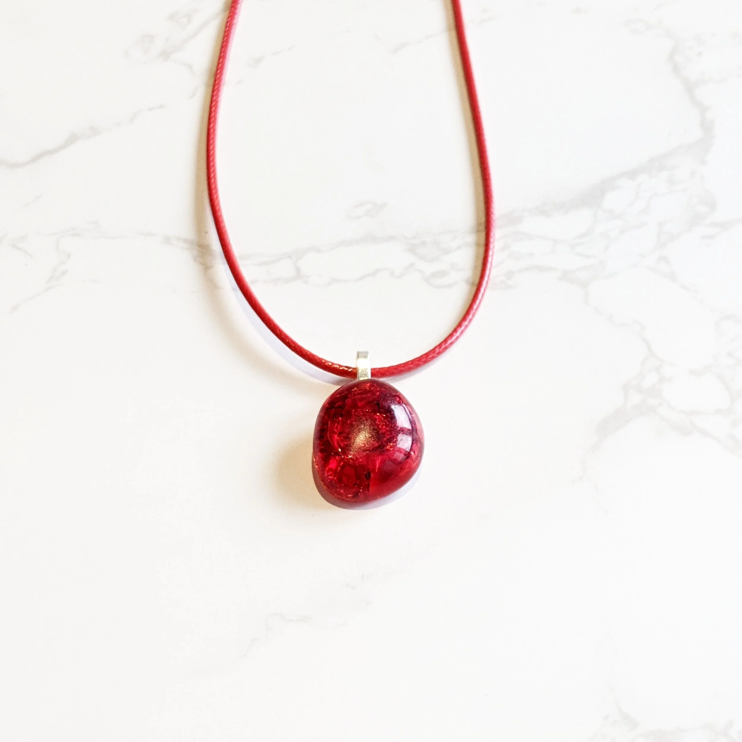 Red Glass Pebble Necklace (2).jpg