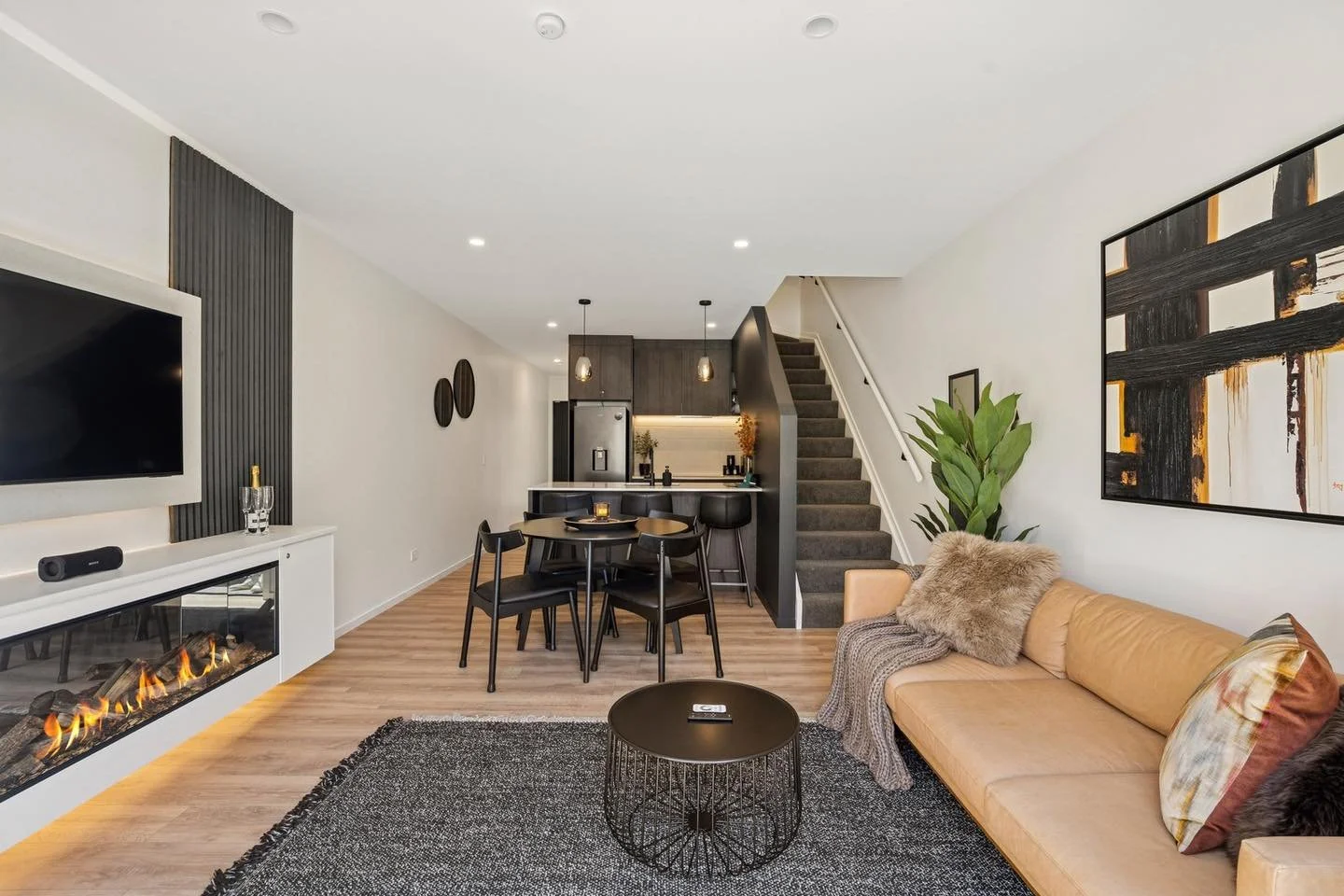 Meet Evara Queenstown 🤍

A brand-new retreat in the Kawarau Villas featuring sweeping Remarkables views, a fireplace for cosy nights in, and a location that makes getting around effortless. 

-

#HolidayHomesNZ #Queenstown #BeOurGuest #holidayhomeex