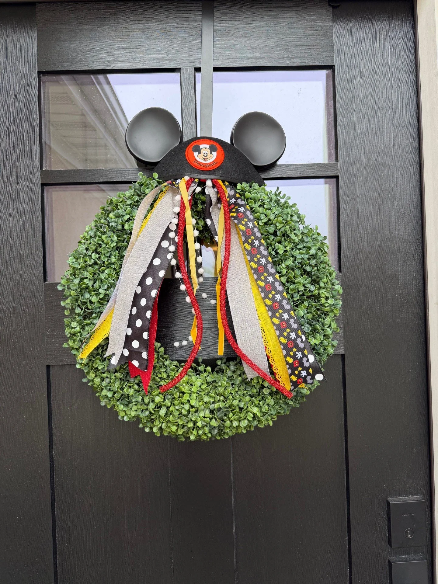 🐭✨Mickey-Oh Boy! It’s Mickey Magic-Inspired Bow🐭✨