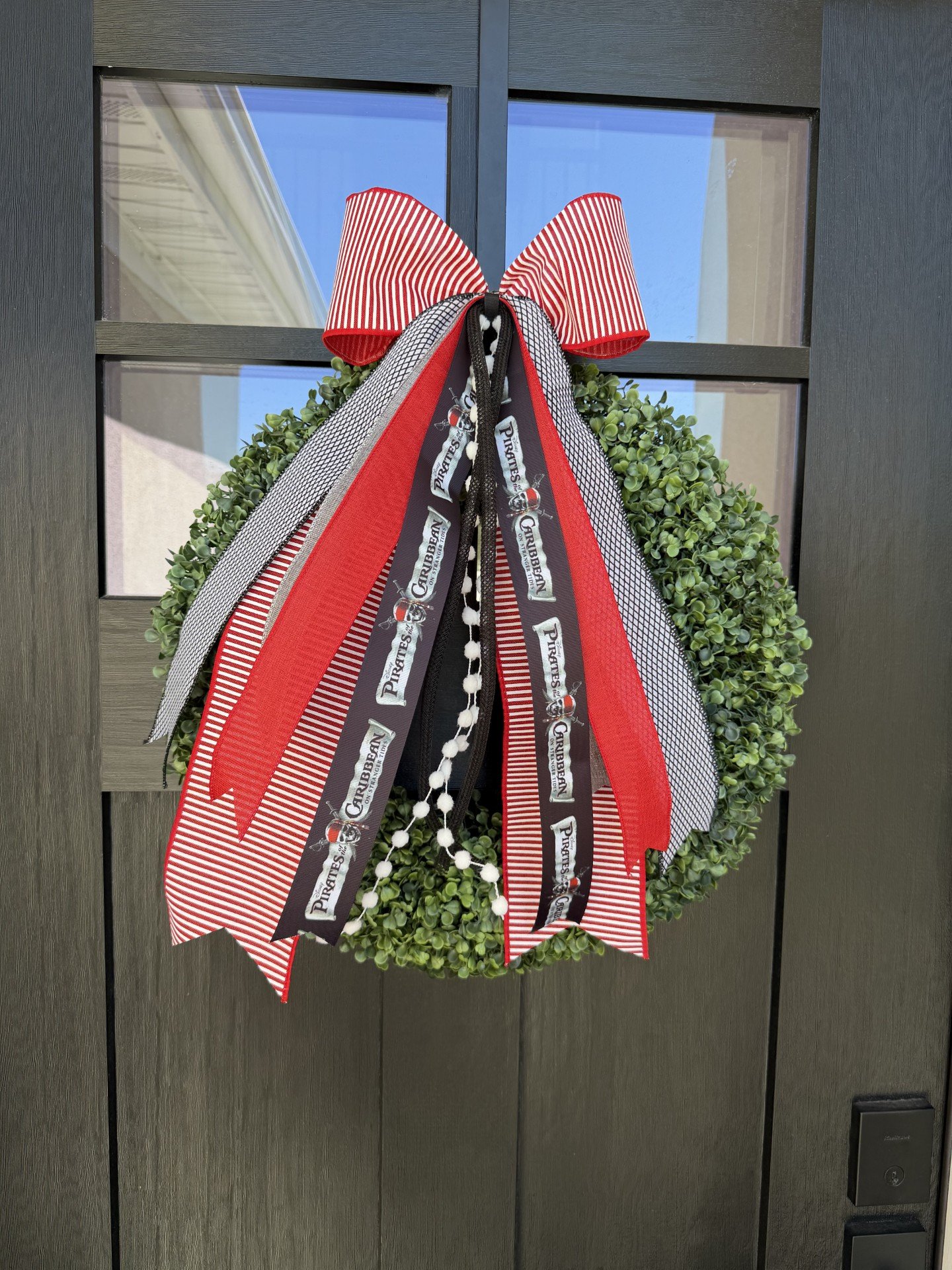 ☠️🏴‍☠️Dead Men Tell No Tales-Pirates of the Caribbean Inspired Bow ☠️🏴‍☠️