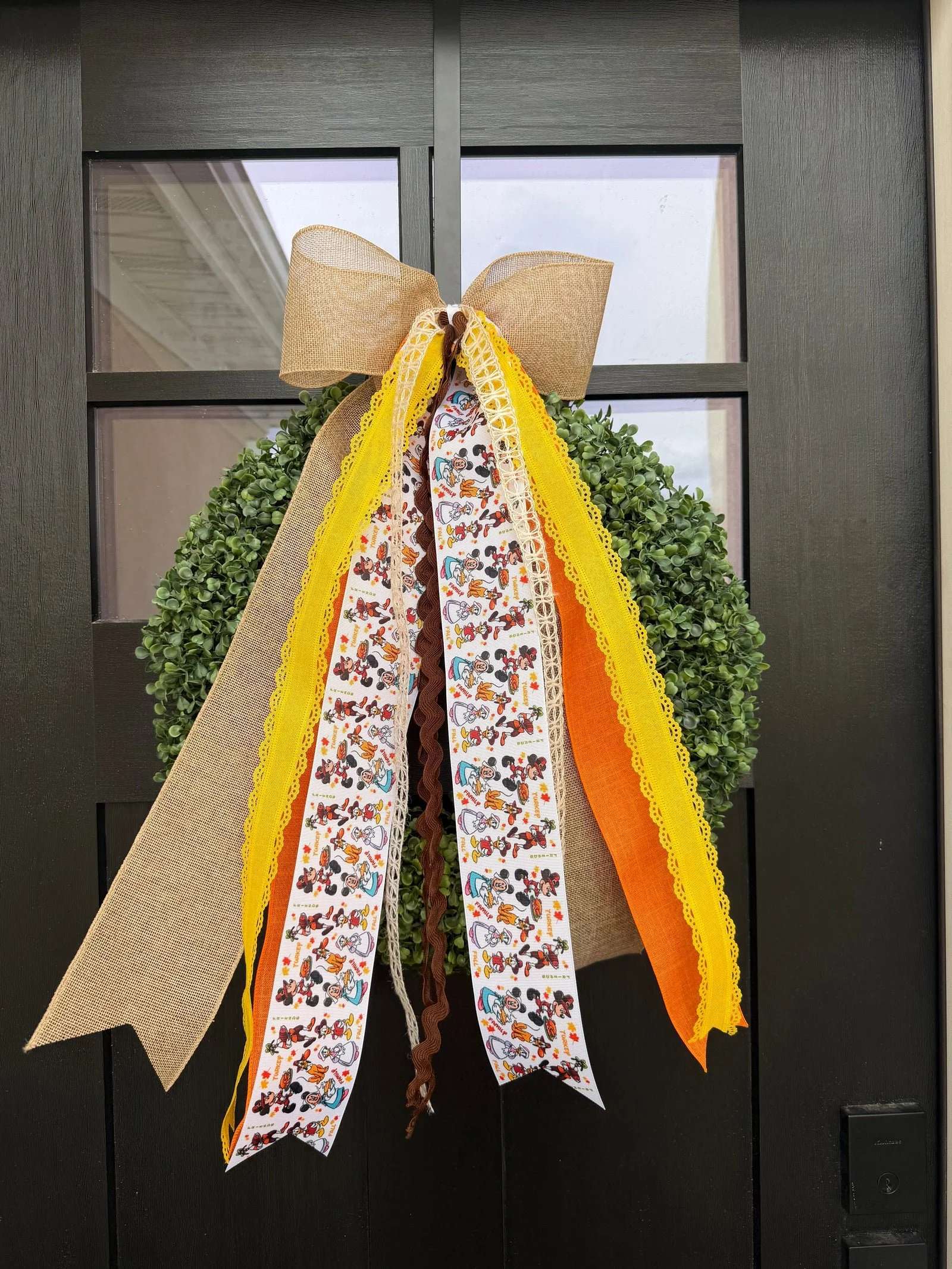 🦃🍂 The Mickey & Friends Thanksgiving–Inspired Bow 🍂🦃