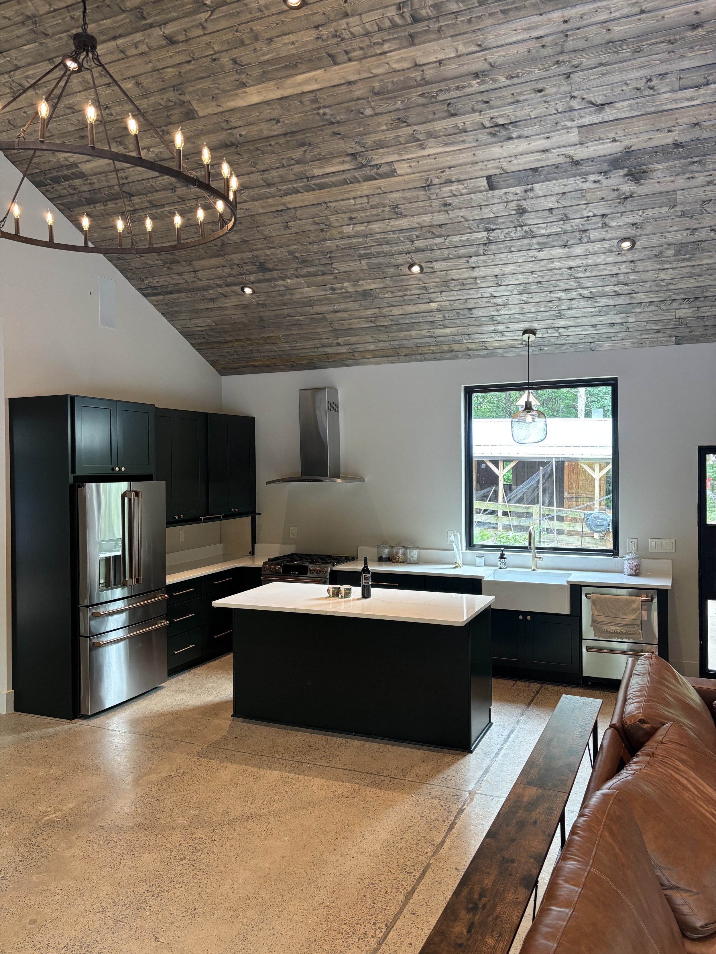 An image custom cabinets