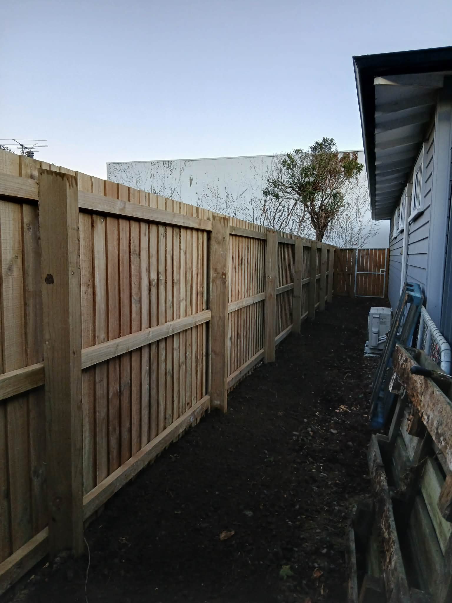 Spreydon, fence, 12mm palings, post, rail, sydenham, hoon hay, cashmere,  christchurch, sewlyn, north canterbury, waimakariri