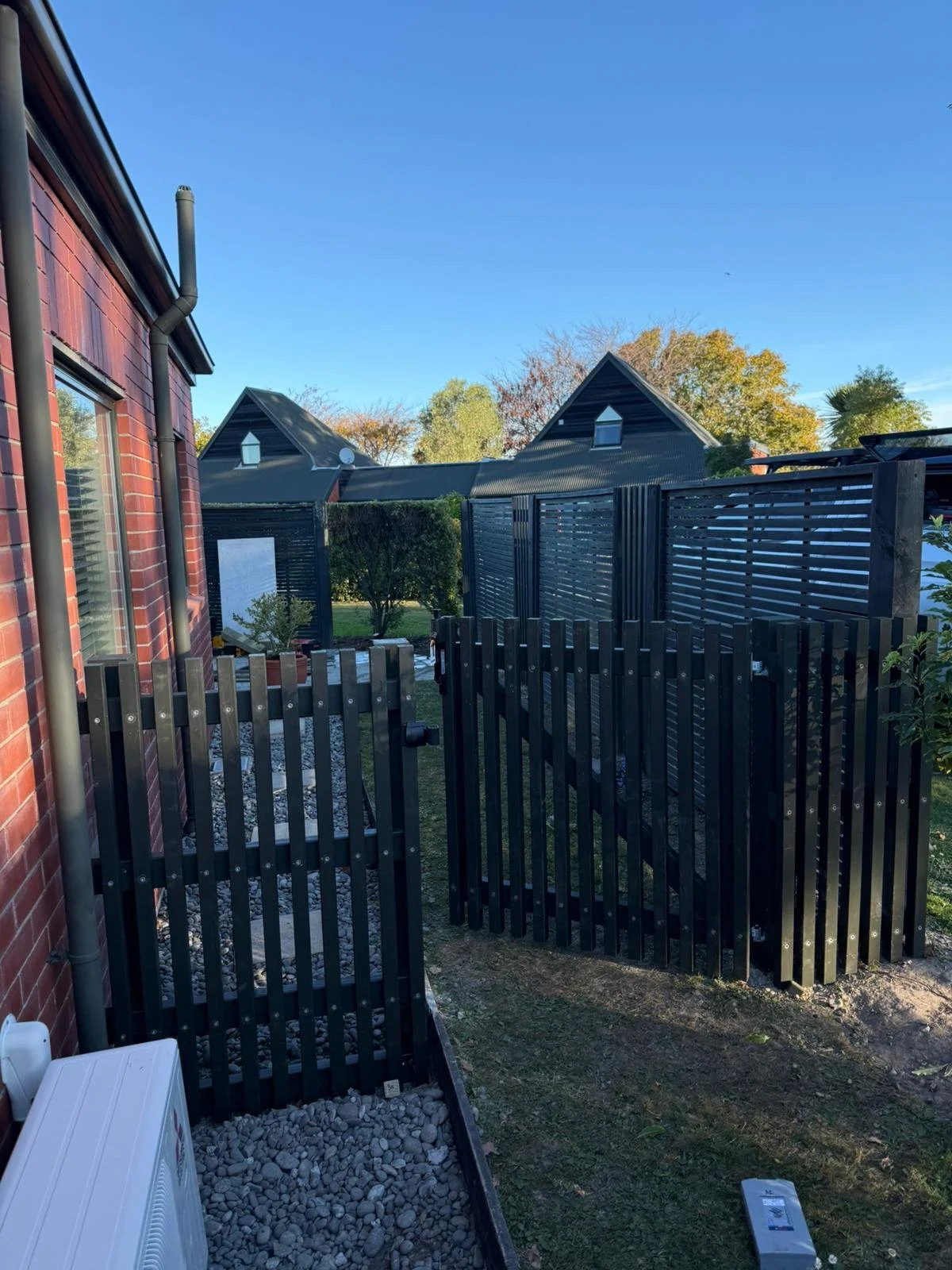 sewlyn, canterbury, waimakriri, christchurch,Lincoln, fence, prebbleton, battens, karaka green, custom trellis, post, screws