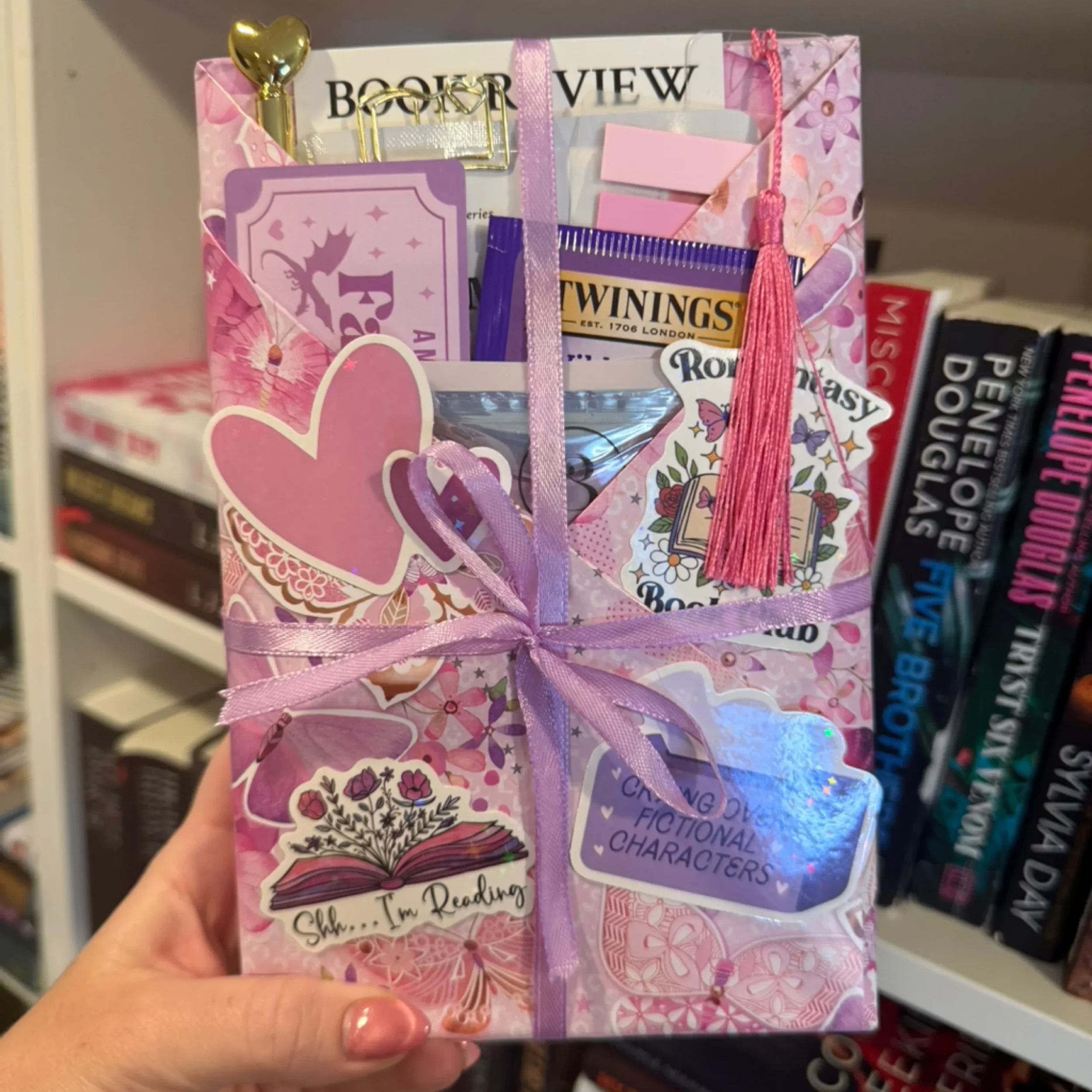 TWC - Blind Date With A Book