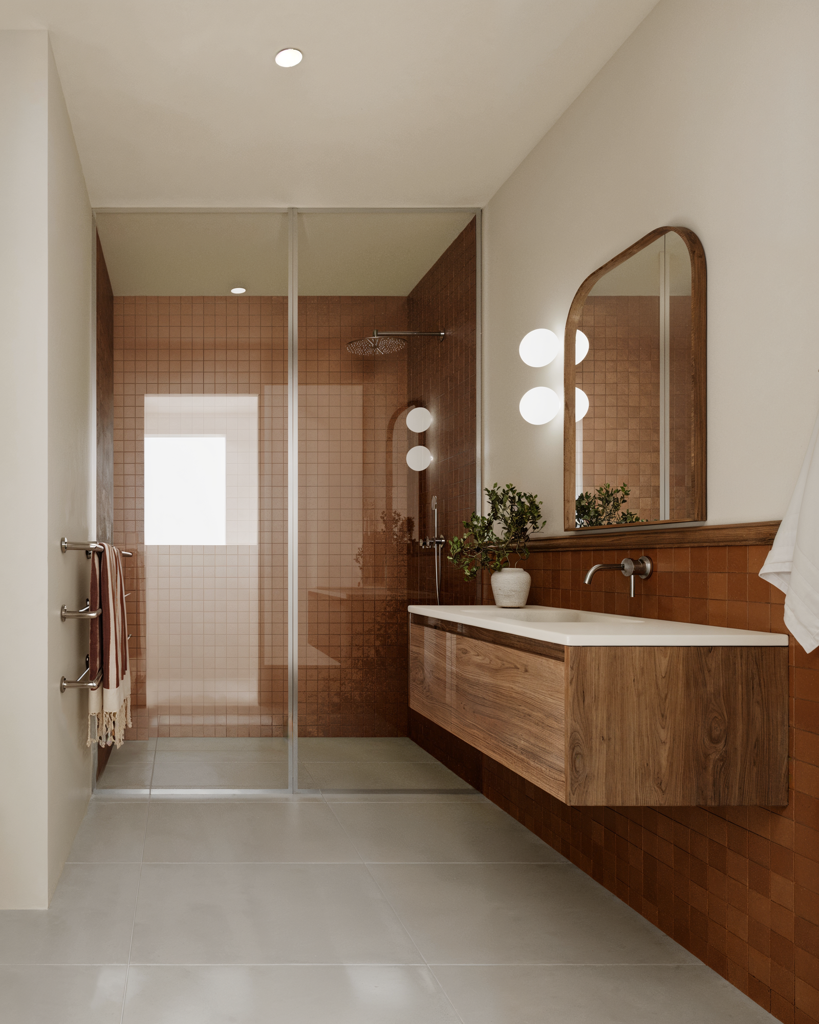 06-Unit-1-Bathroom.png