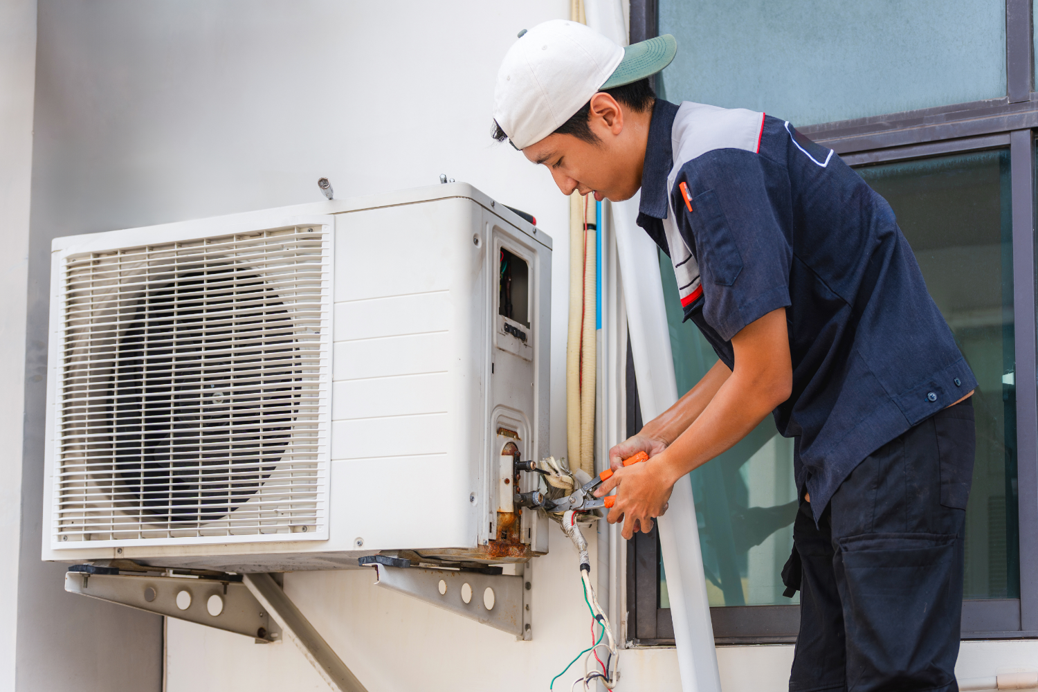7 Signs Your HVAC System Needs Immediate Repair Before Summer