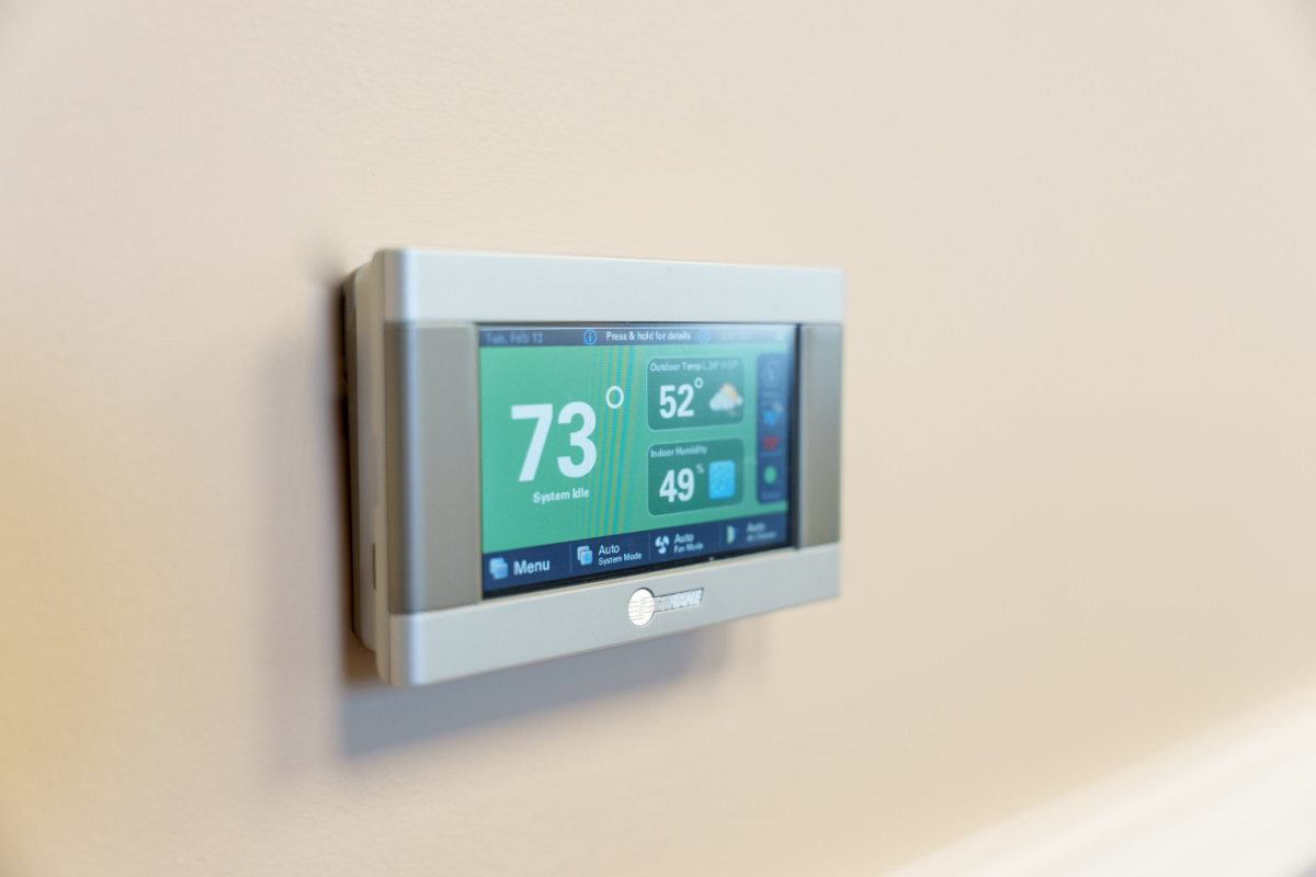 How Smart Thermostats Improve Energy Efficiency and Comfort