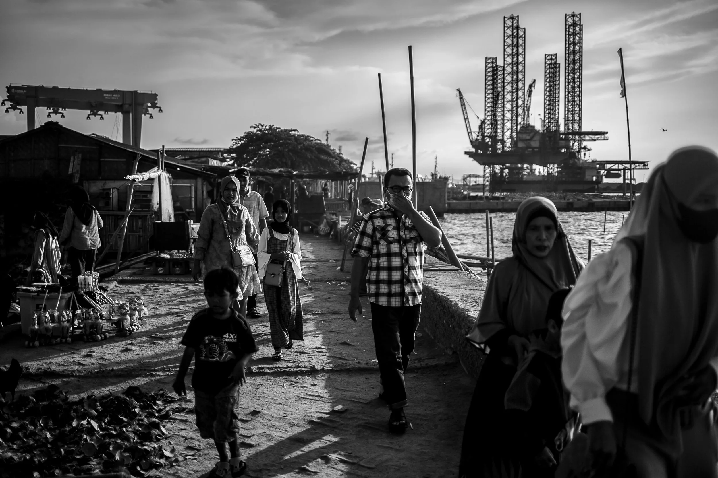 Poison in the Sky - Muhammad Zaenuddin 14.jpg