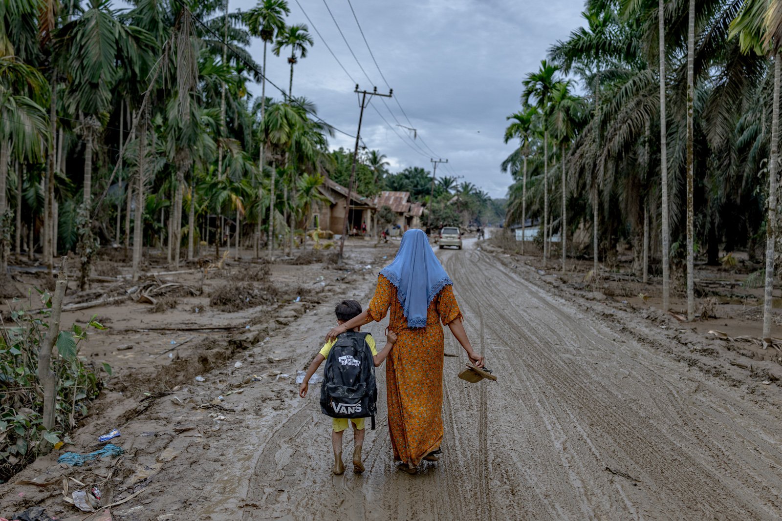 Muhammad Zaenuddin_Sumatra Deadly Flood_015.jpg