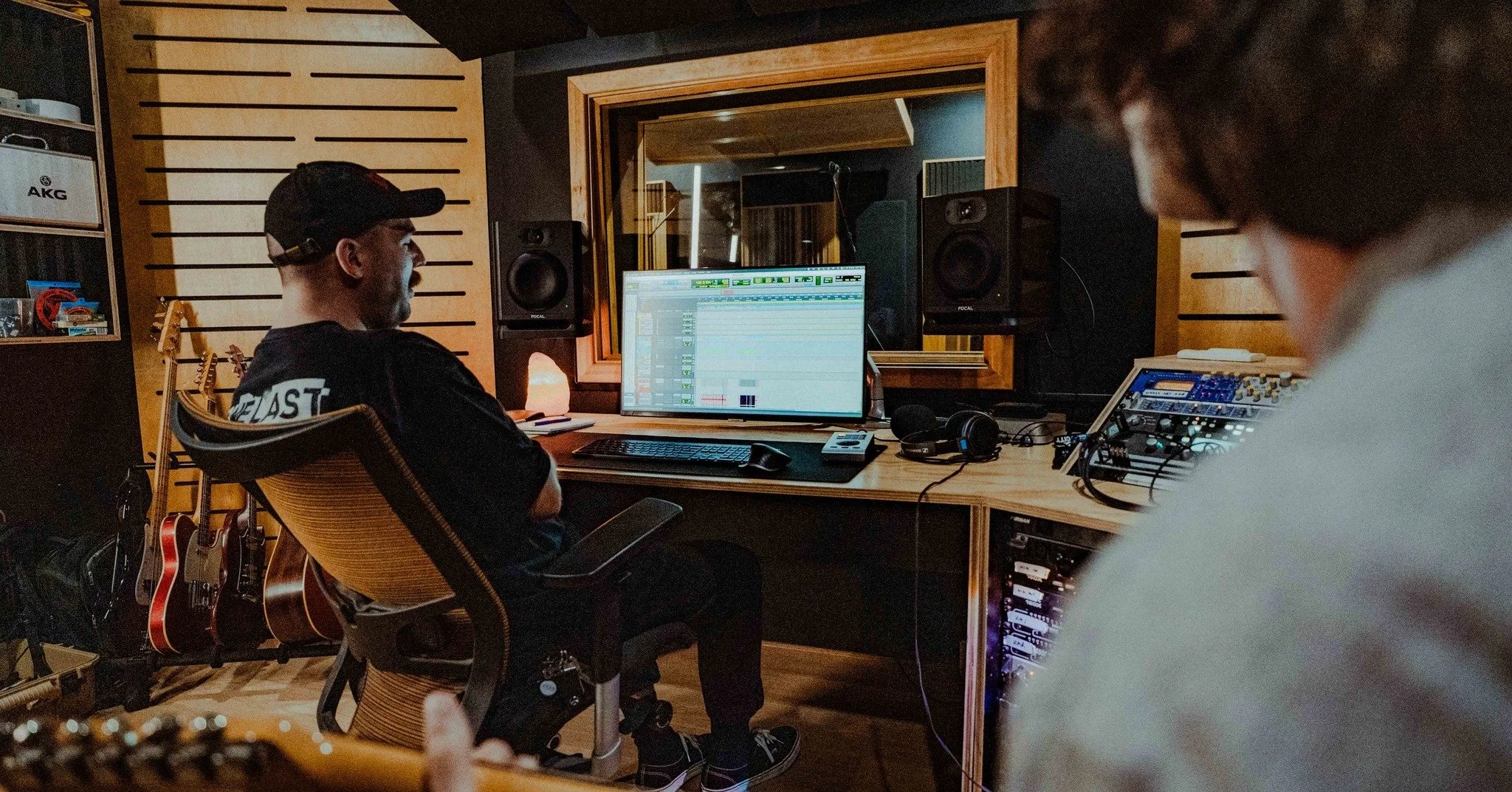Our recording studio is now open for bookings 🤝

After a year of testing things out and working on select projects we're now ready to open to the public for bookings. Pre Production, Tracking, Mixing &amp; Mastering - Let's work together on your nex