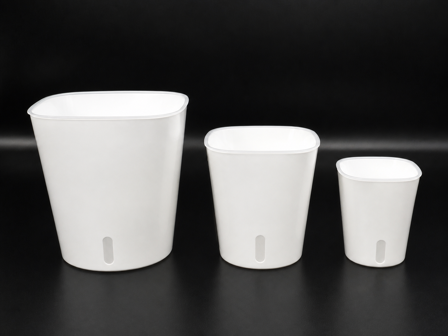 White Self-Watering Plant Pots (Multiple Sizes)