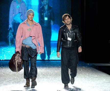 James Hillman winning MittelModa Levi's Award 2009 in Italy