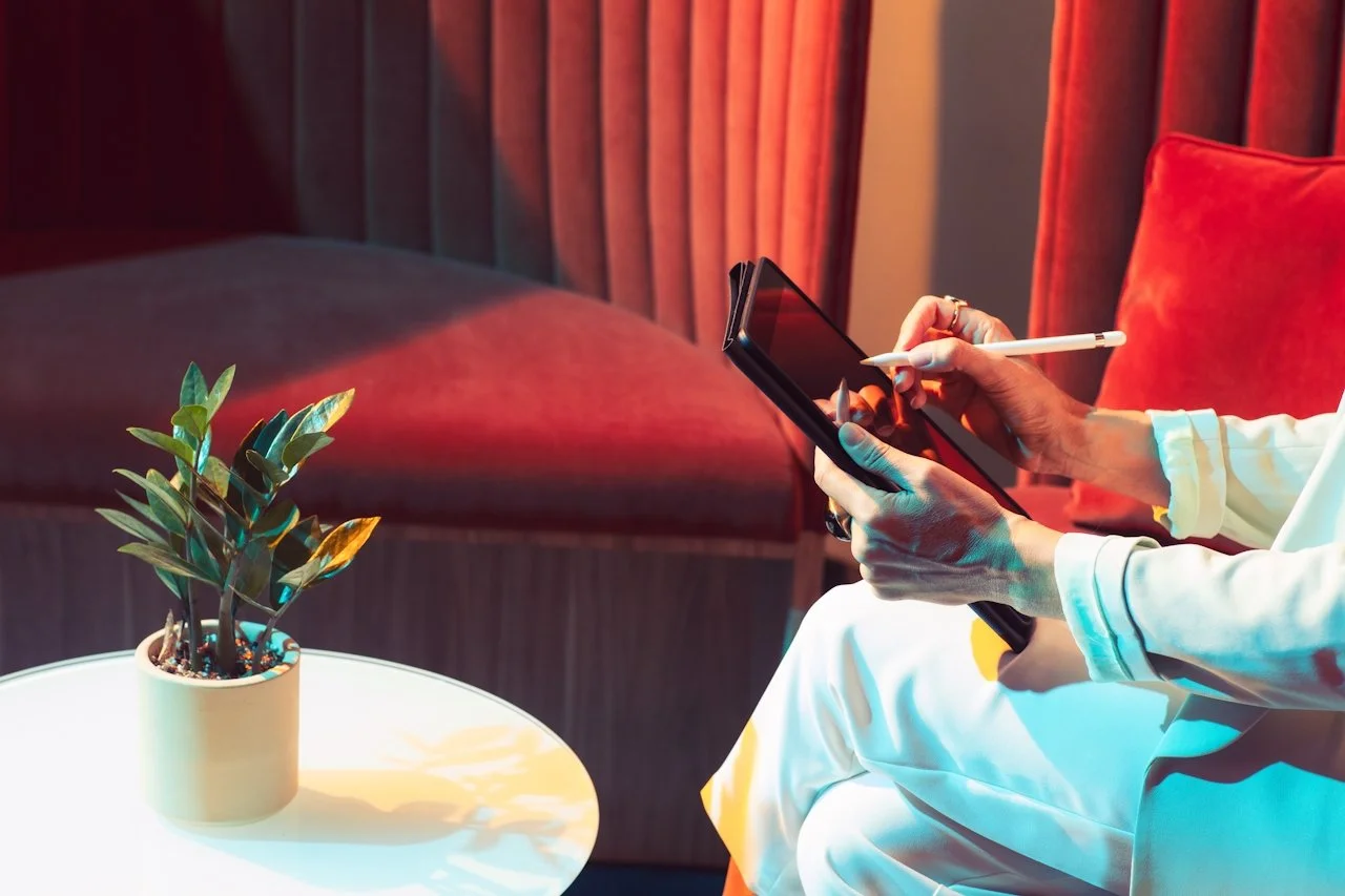 Why asking more people can make things less clear