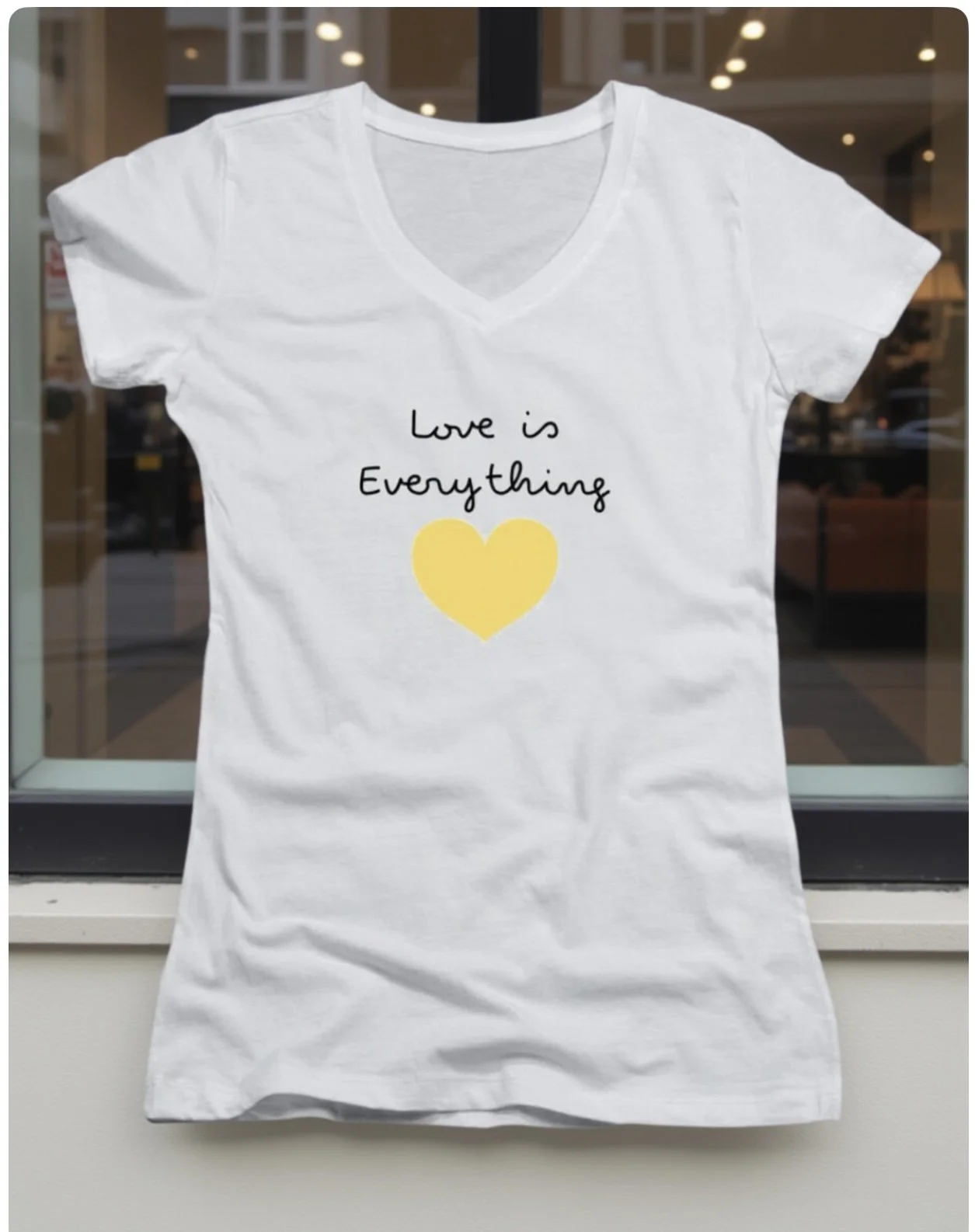 Women's fitted Love T/shirt