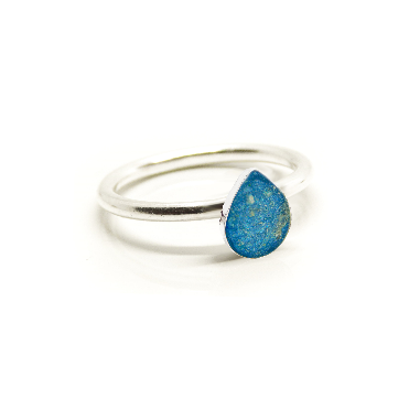 Classic Teardrop Ring