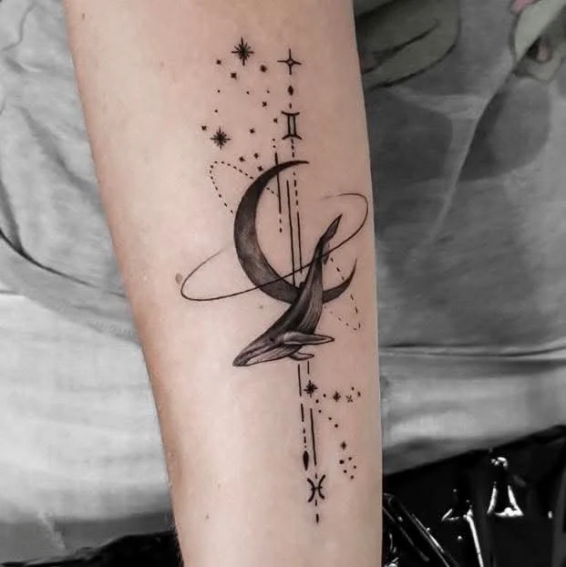 tattoo fine line micro realism Wal zwillinge mund by Nika Nim tattoo Artist in Essen,Dusseldorf