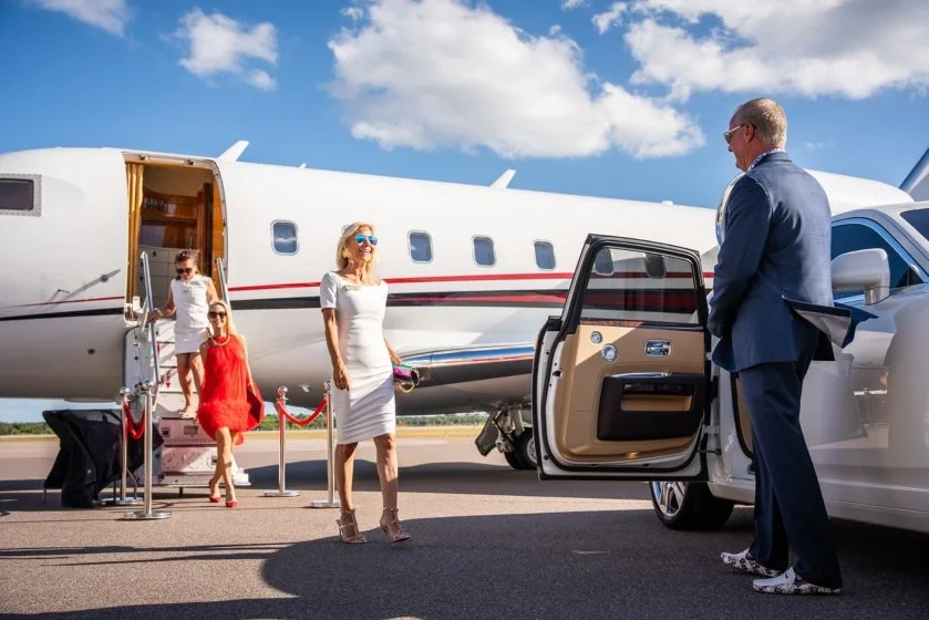 Why Business Travelers Choose Luxury Car Rentals in Sarasota 