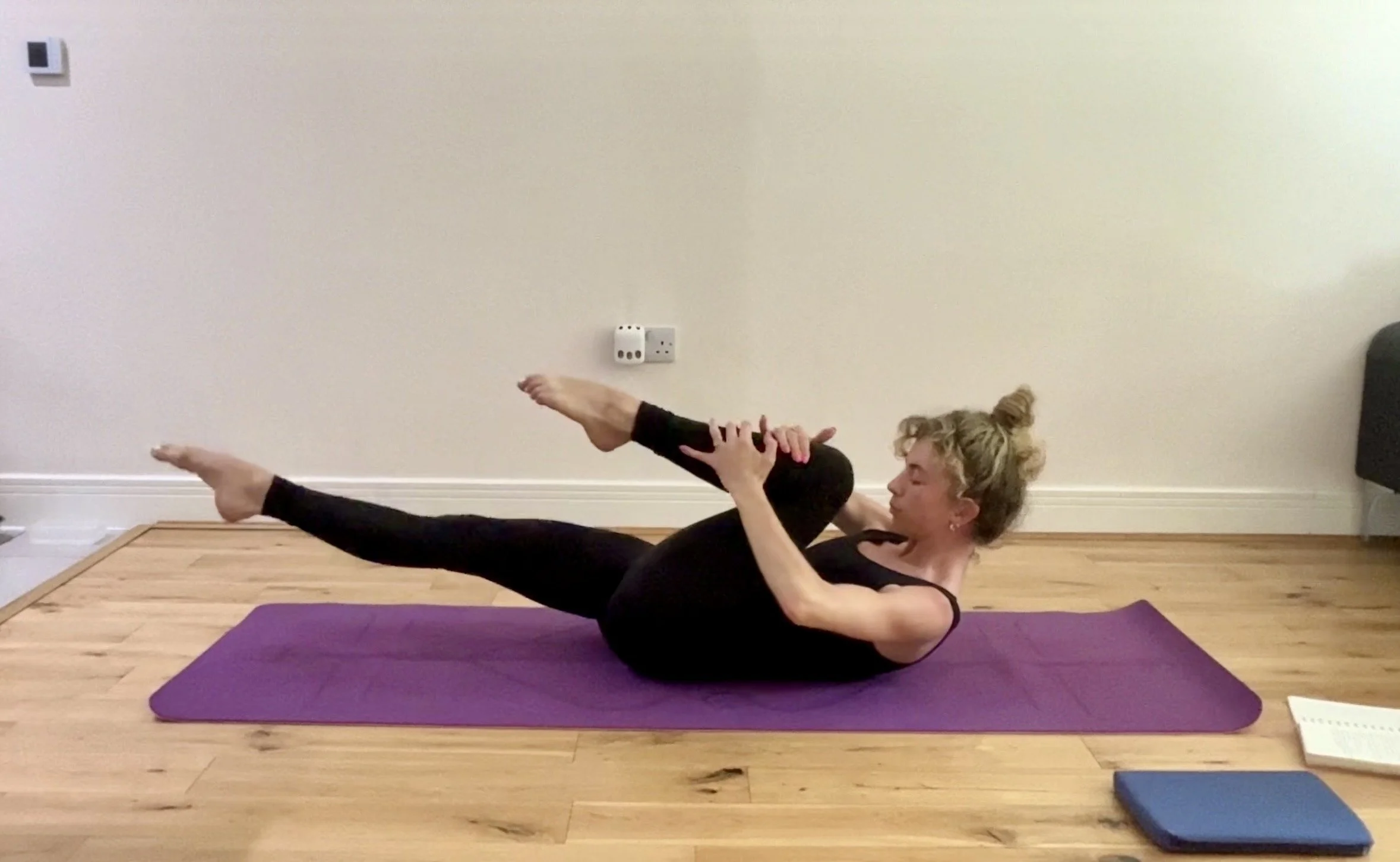 INTERMEDIATE MAT PILATES CLASS