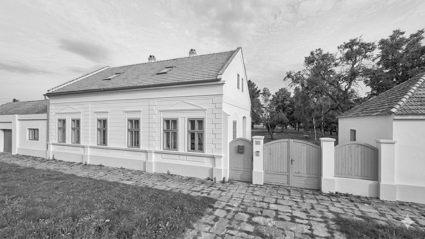 An image of The Cultural Center.