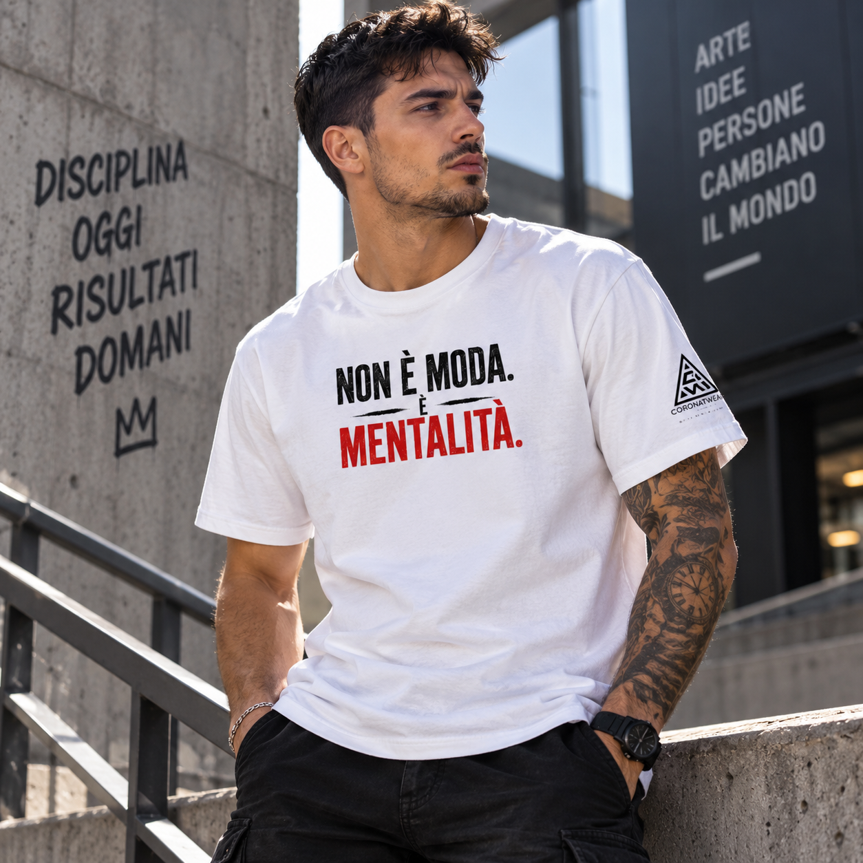-Shirt Premium Unisex Bianca – Non è Moda. È Mentalità. | Coronatiwear
