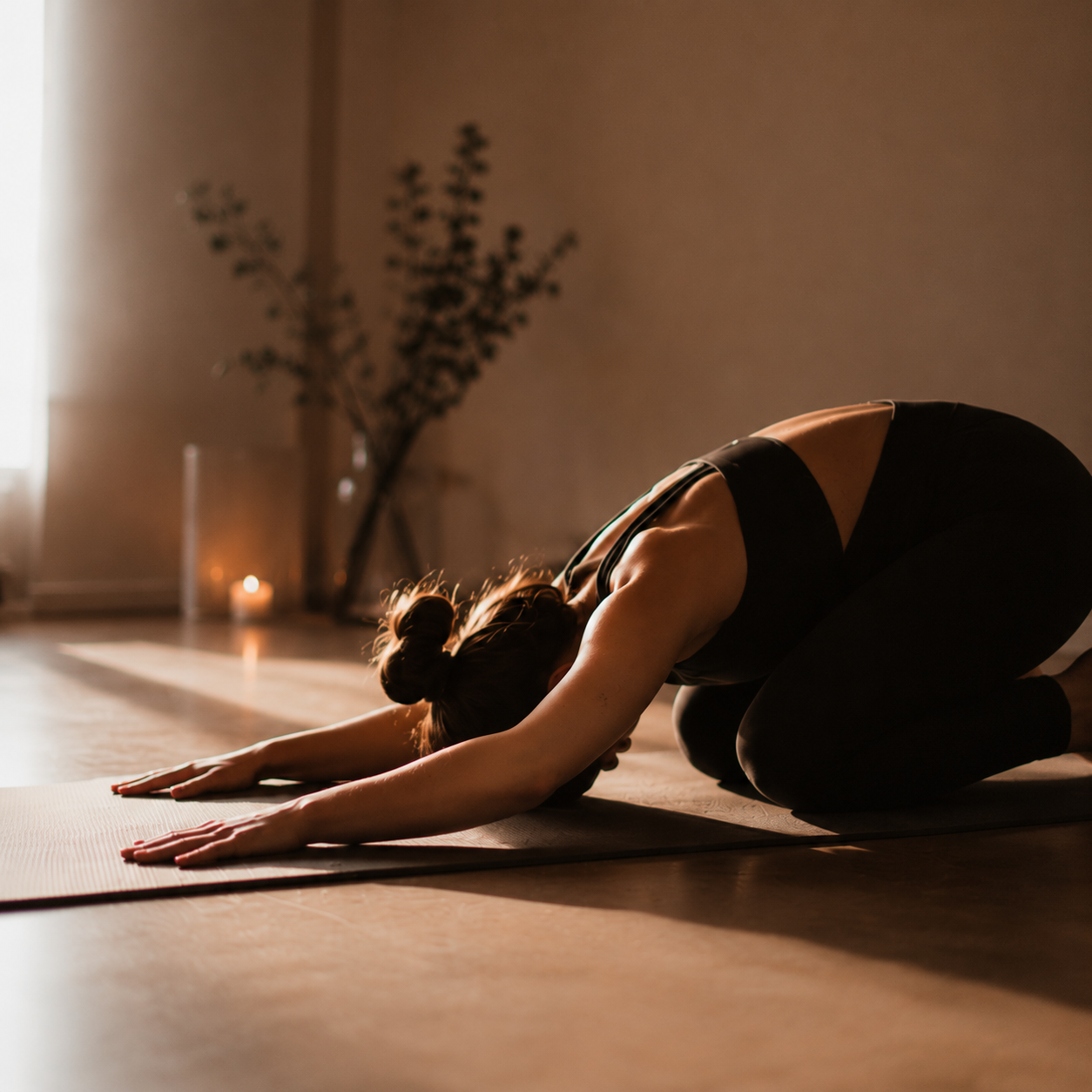 Sessions: Breathwork / Yoga