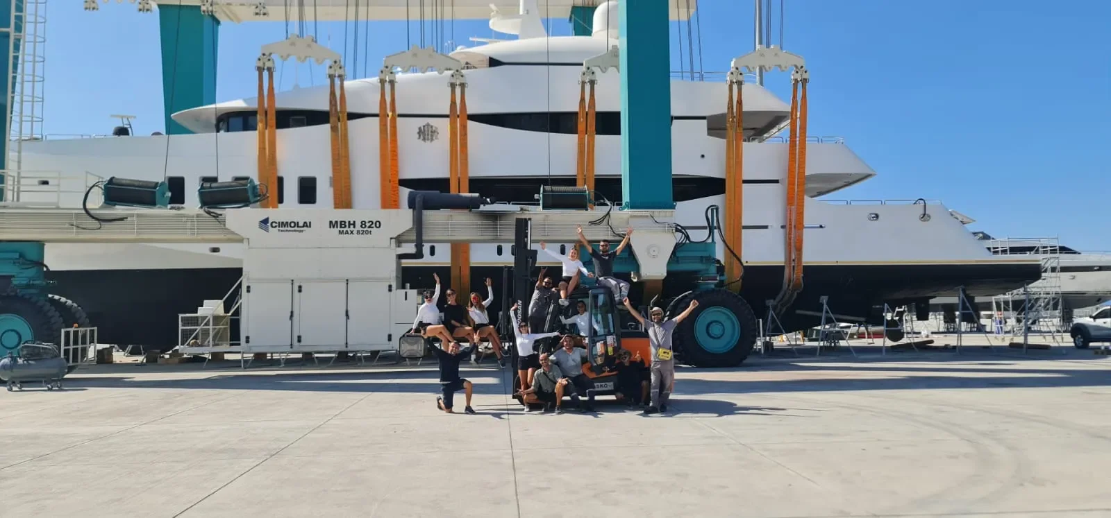 ROC Yachting Ekibi | Uzman Marine ve Yat Refit Profesyonelleri. ROC Yachting ekibi; yat refit, mekanik bakım, marine teknik servis ve lüks yat projelerinde deneyimli uzmanlardan oluşur. Bodrum’da profesyonel yat çözümleri sunuyoruz.
