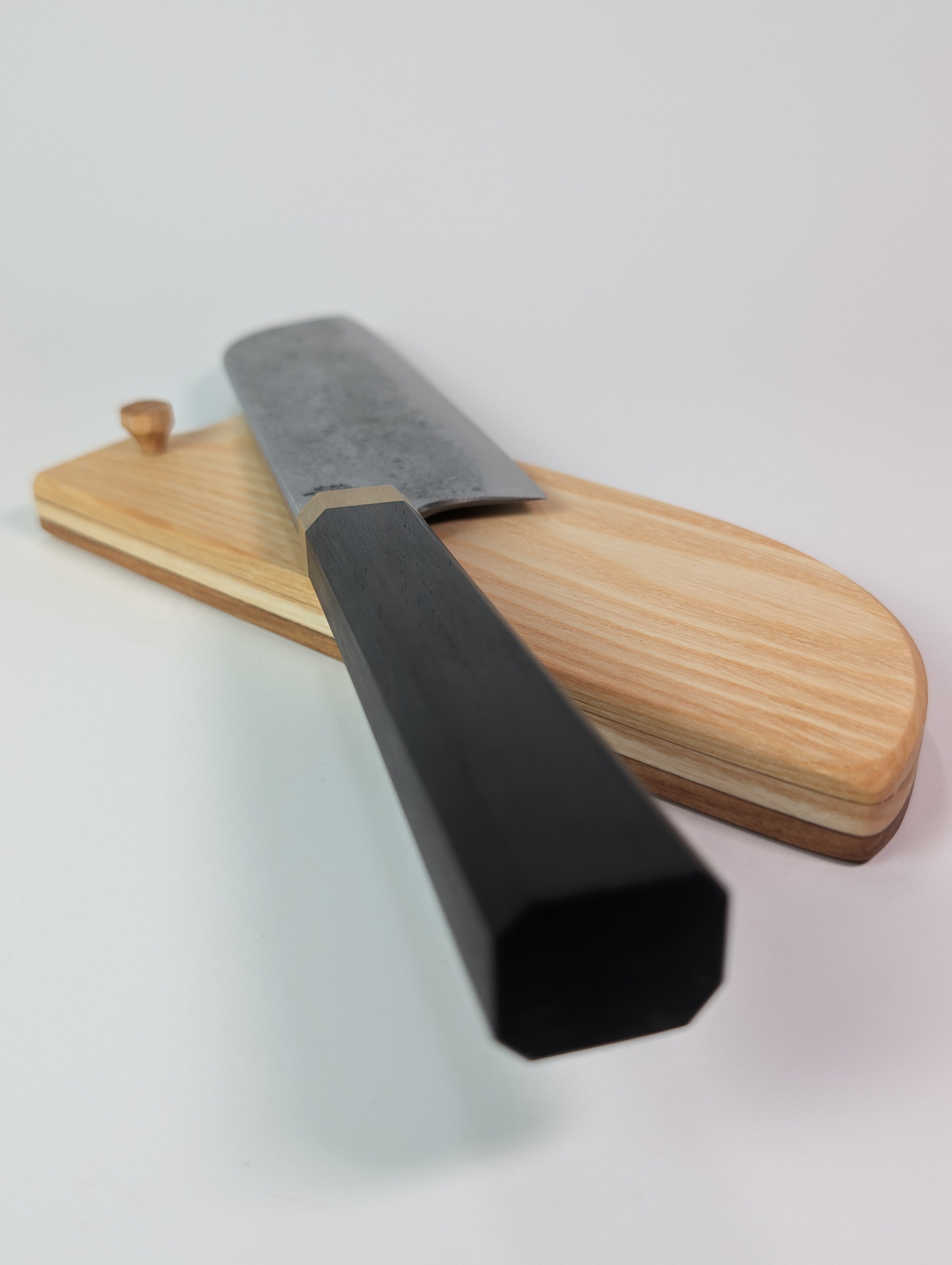 AGF-couteaujaponais-santoku-9.jpg