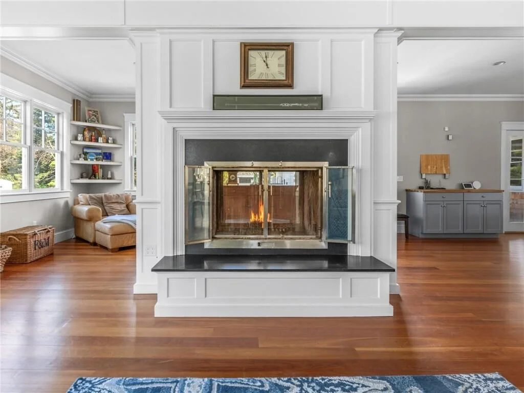 116-Nayatt-Fireplace.jpg