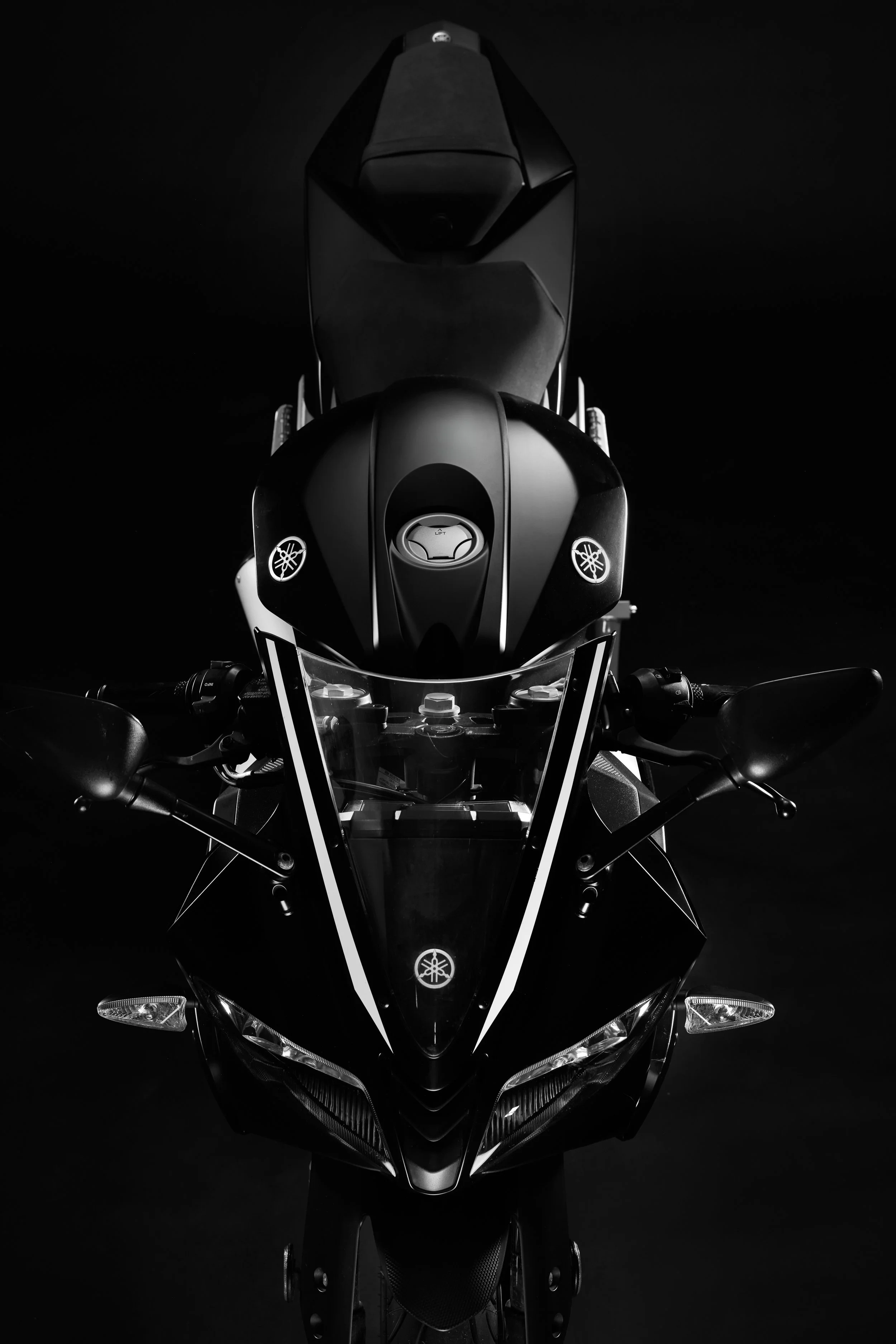 YZFR_125_Helene_06.jpg