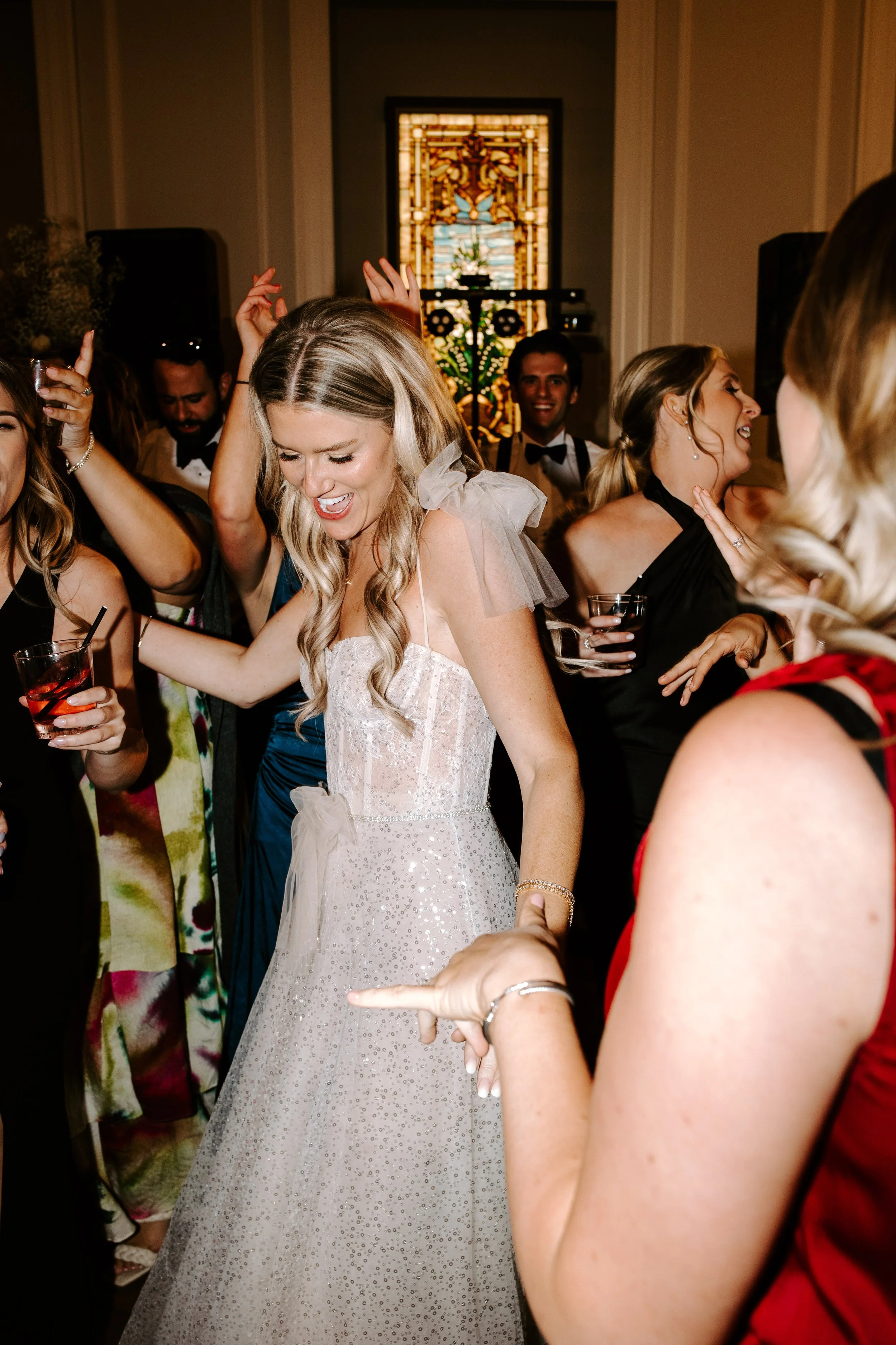 ChicagoHistoryMuseumWeddingPhotographer-125.jpg