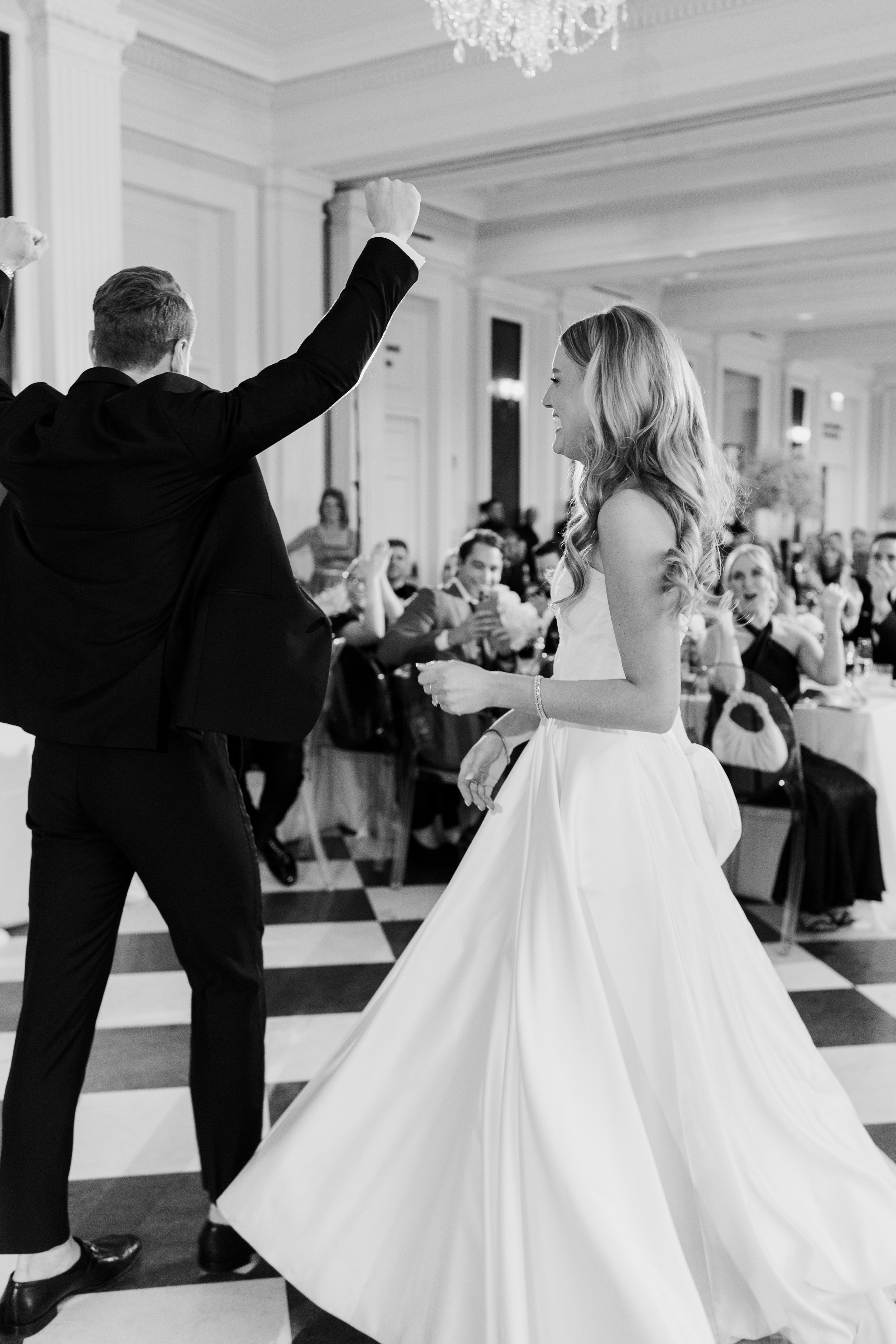 ChicagoHistoryMuseumWeddingPhotographer-108.jpg