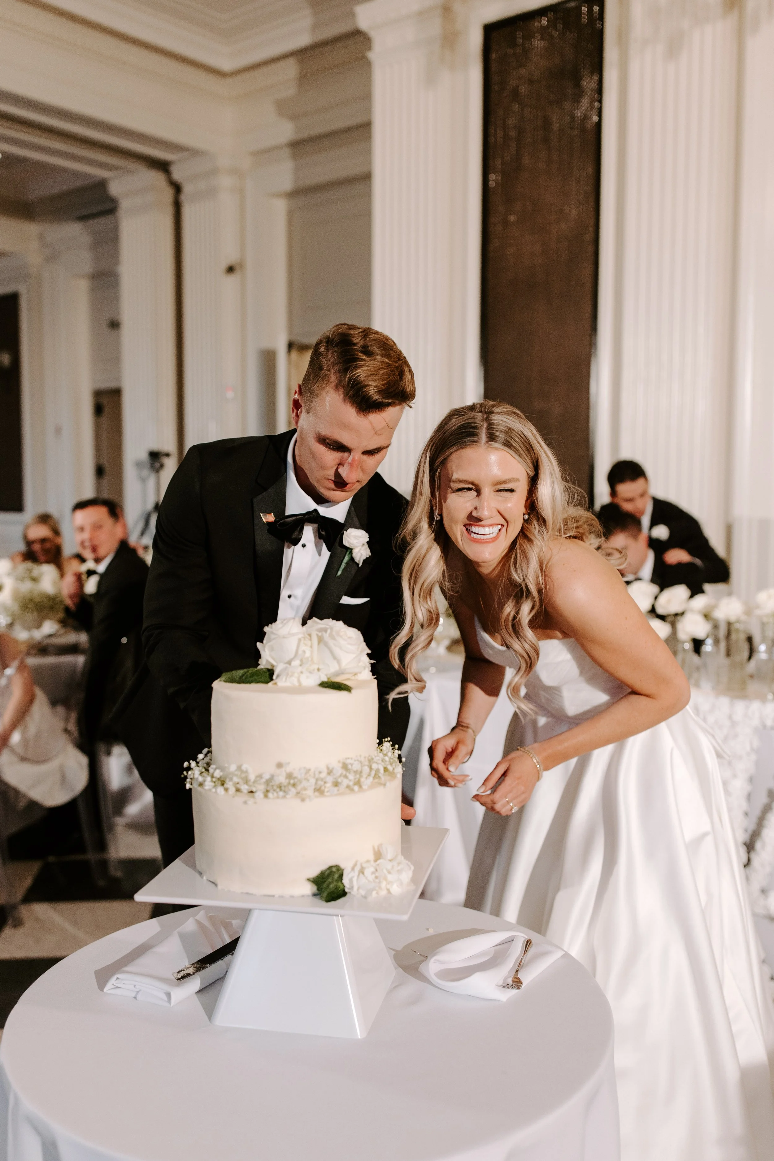ChicagoHistoryMuseumWeddingPhotographer-114.jpg