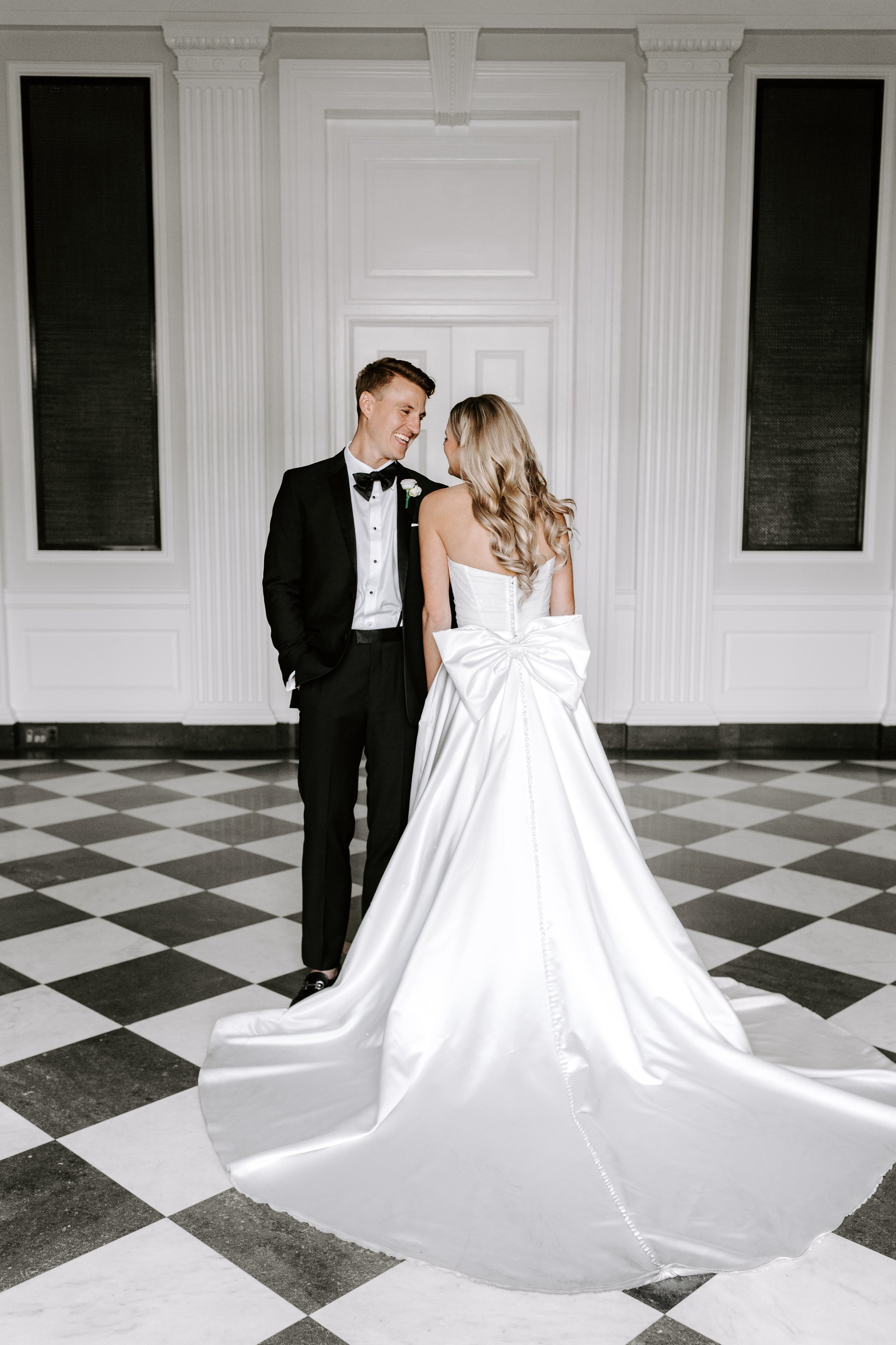 ChicagoHistoryMuseumWeddingPhotographer-65.jpg