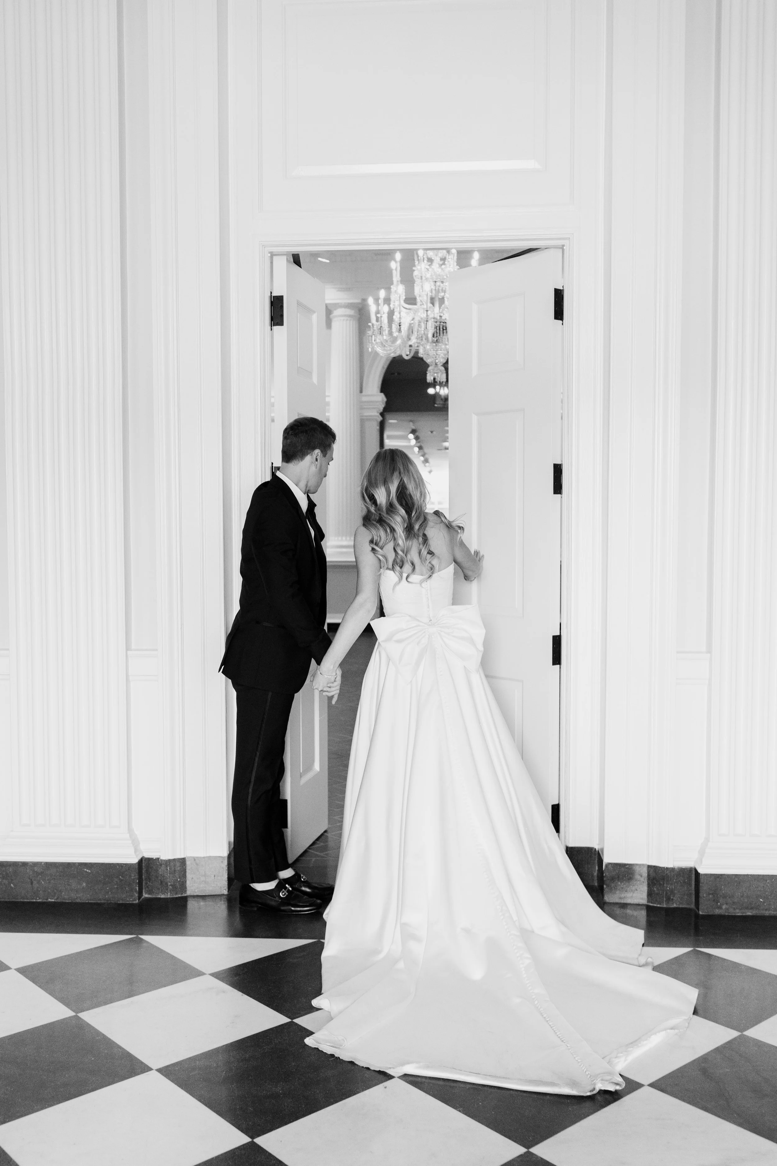 ChicagoHistoryMuseumWeddingPhotographer-67.jpg
