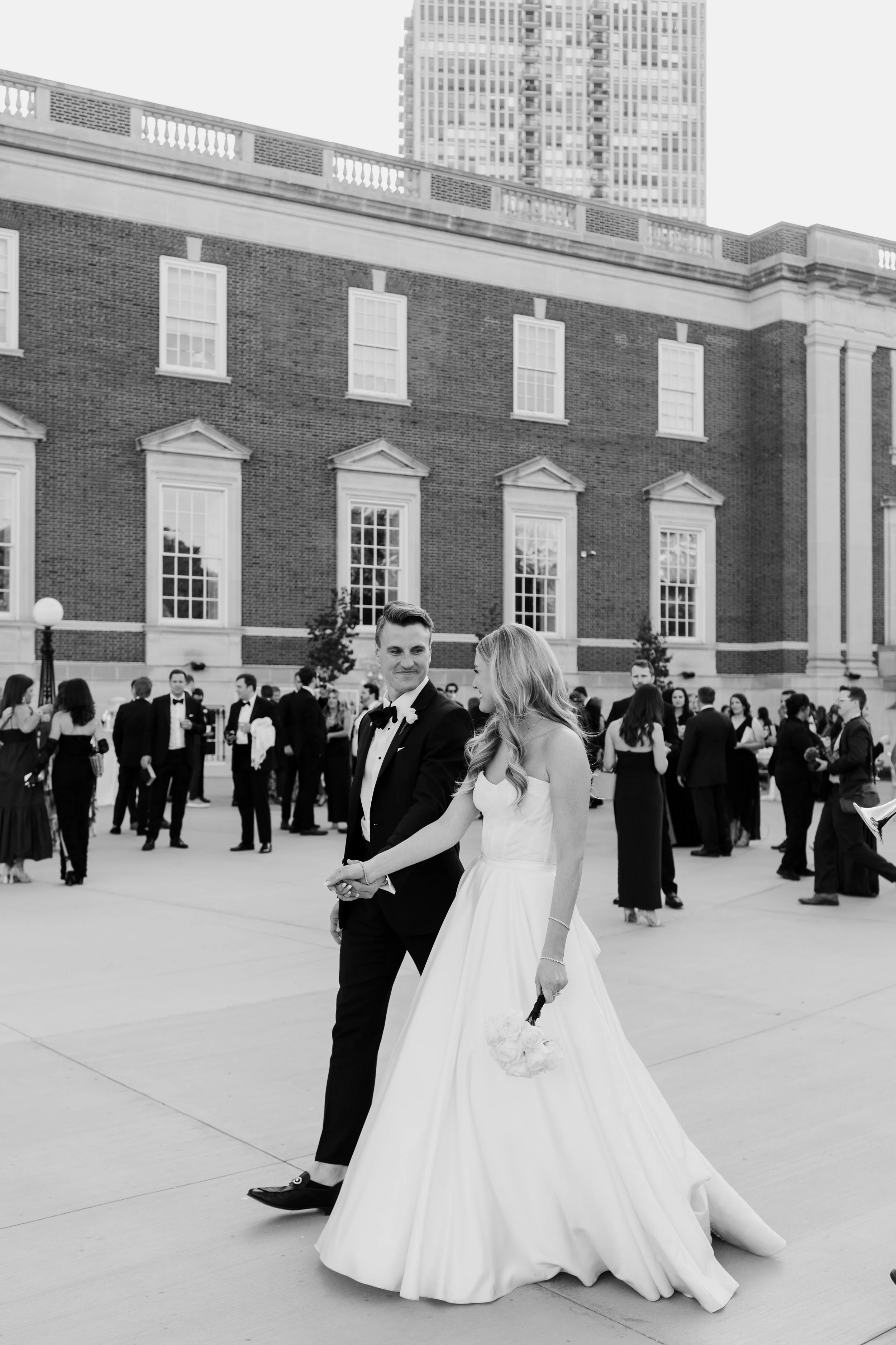 ChicagoHistoryMuseumWeddingPhotographer-96.jpg