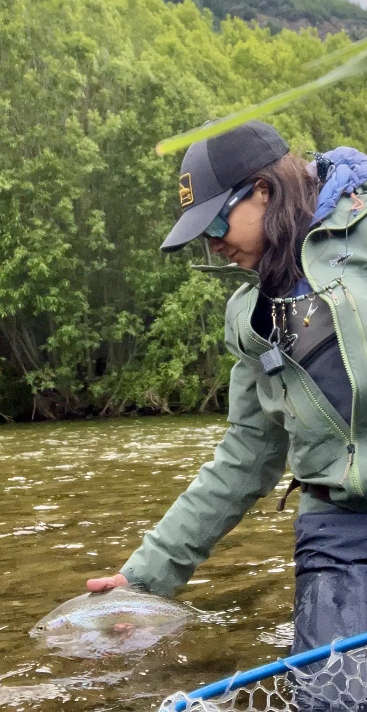 Fly fishing women guide Chile
