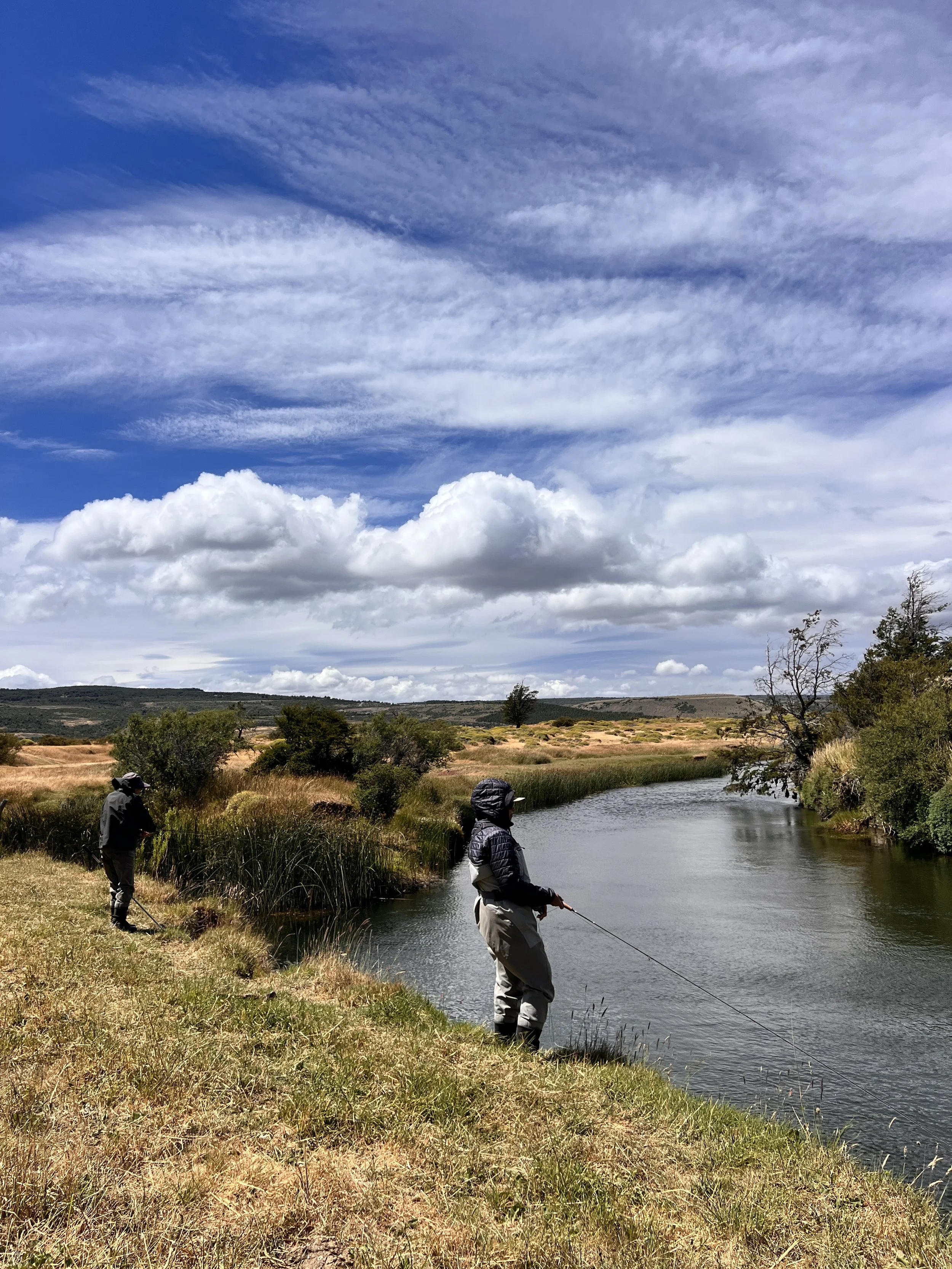Fly Fisher womens in Chilean Patagonia