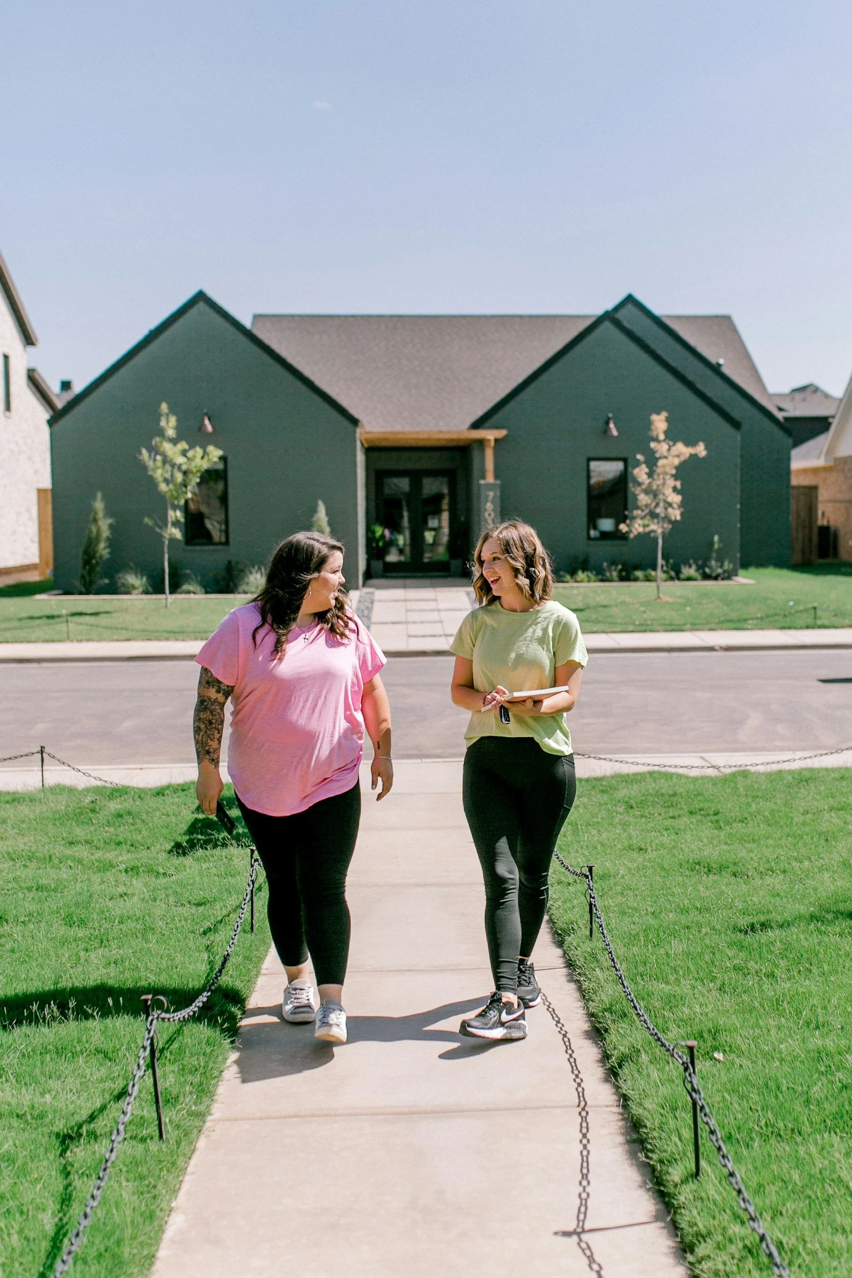 How to Make a Good Impression After Moving to a New Neighborhood
